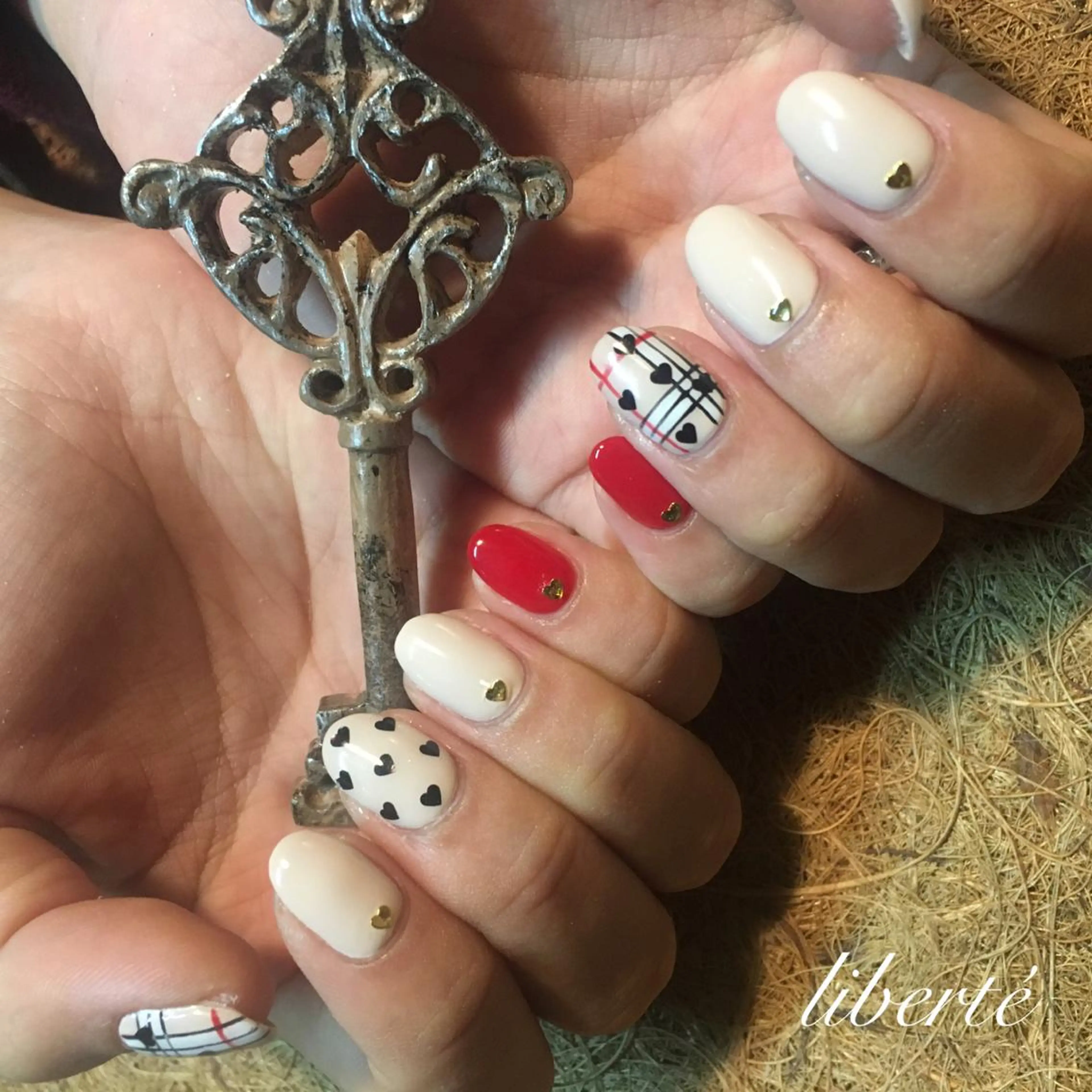 ネイル liberté (リベルテ)のネイルデザイン