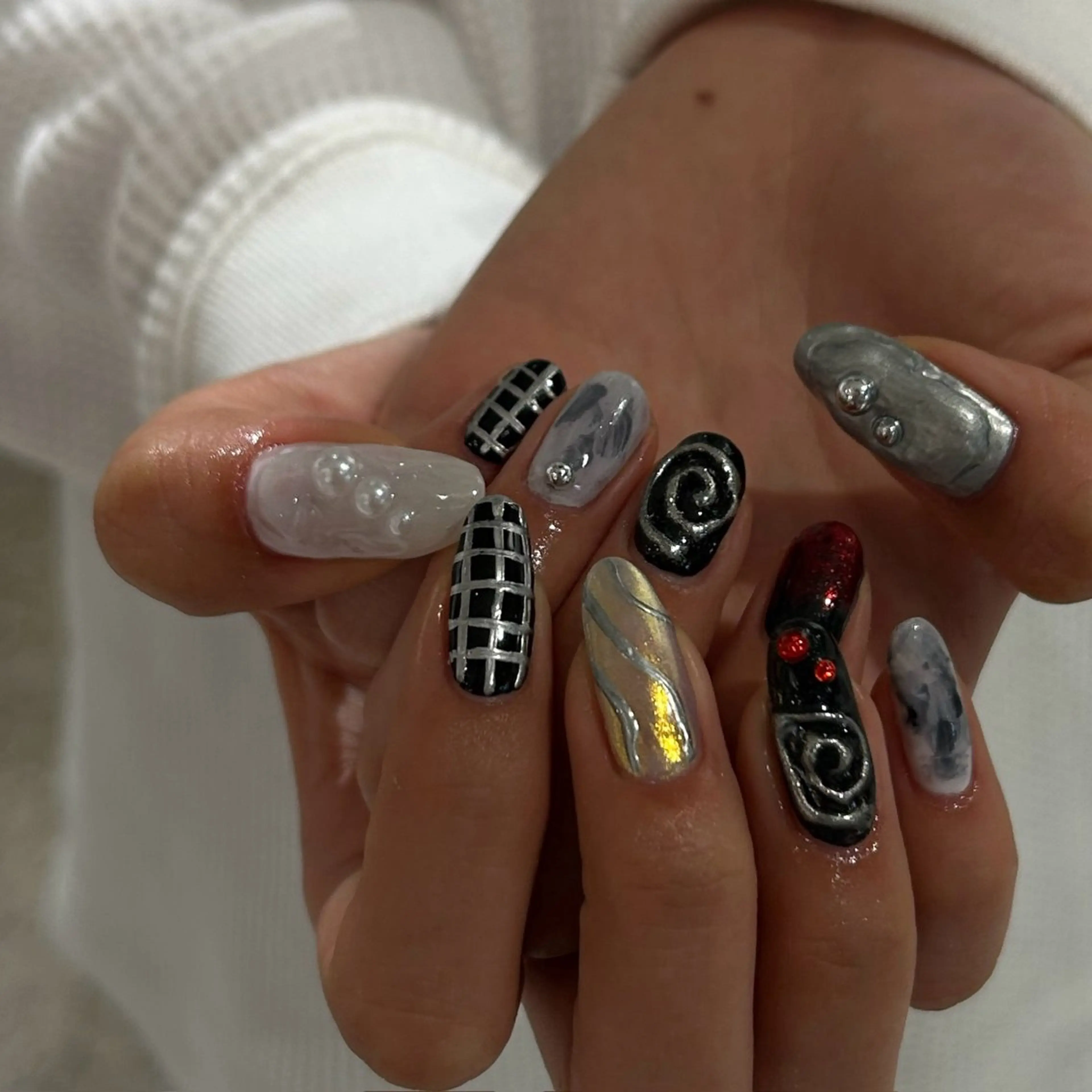 ネイル ハンドネイル ハンドケア OAK所属・個性派ネイル シノのネイルデザイン