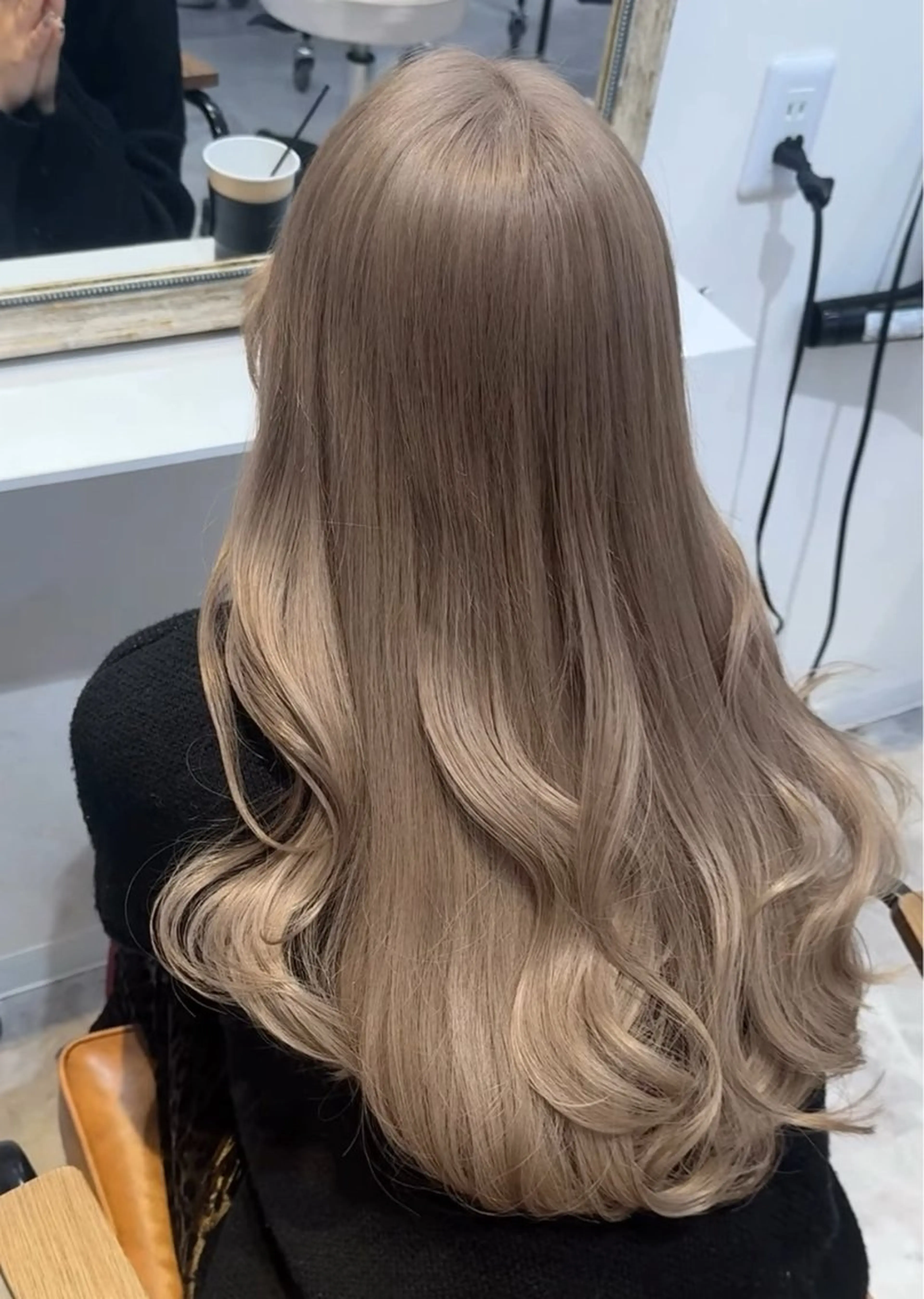 【モデル様募集🌼*･】ブリーチリタッチ＋カラー✨️の写真