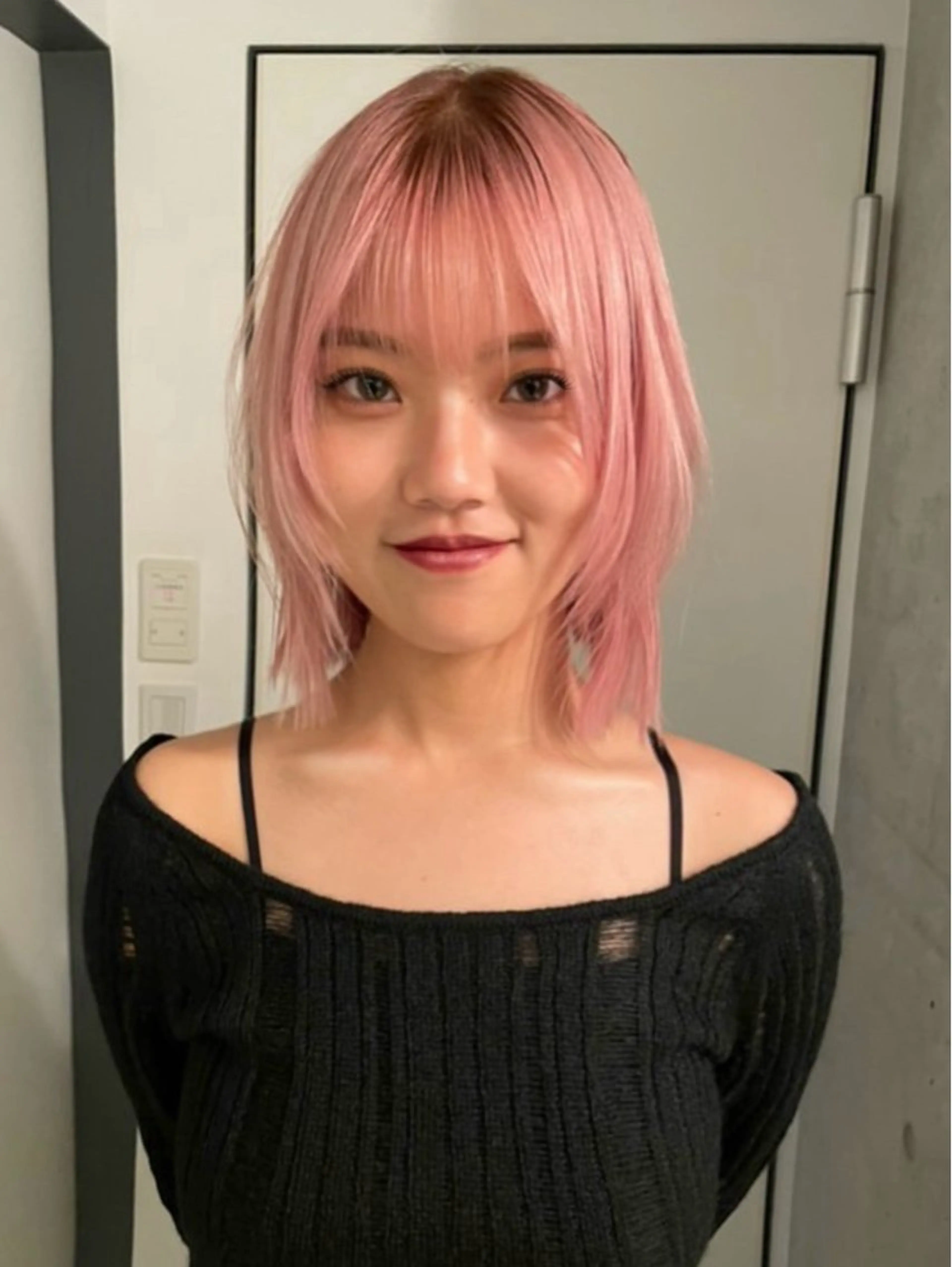 ミディアム ヘアカラー 韓国レイヤーカット/ ハイトーン/マアヤのヘアスタイル