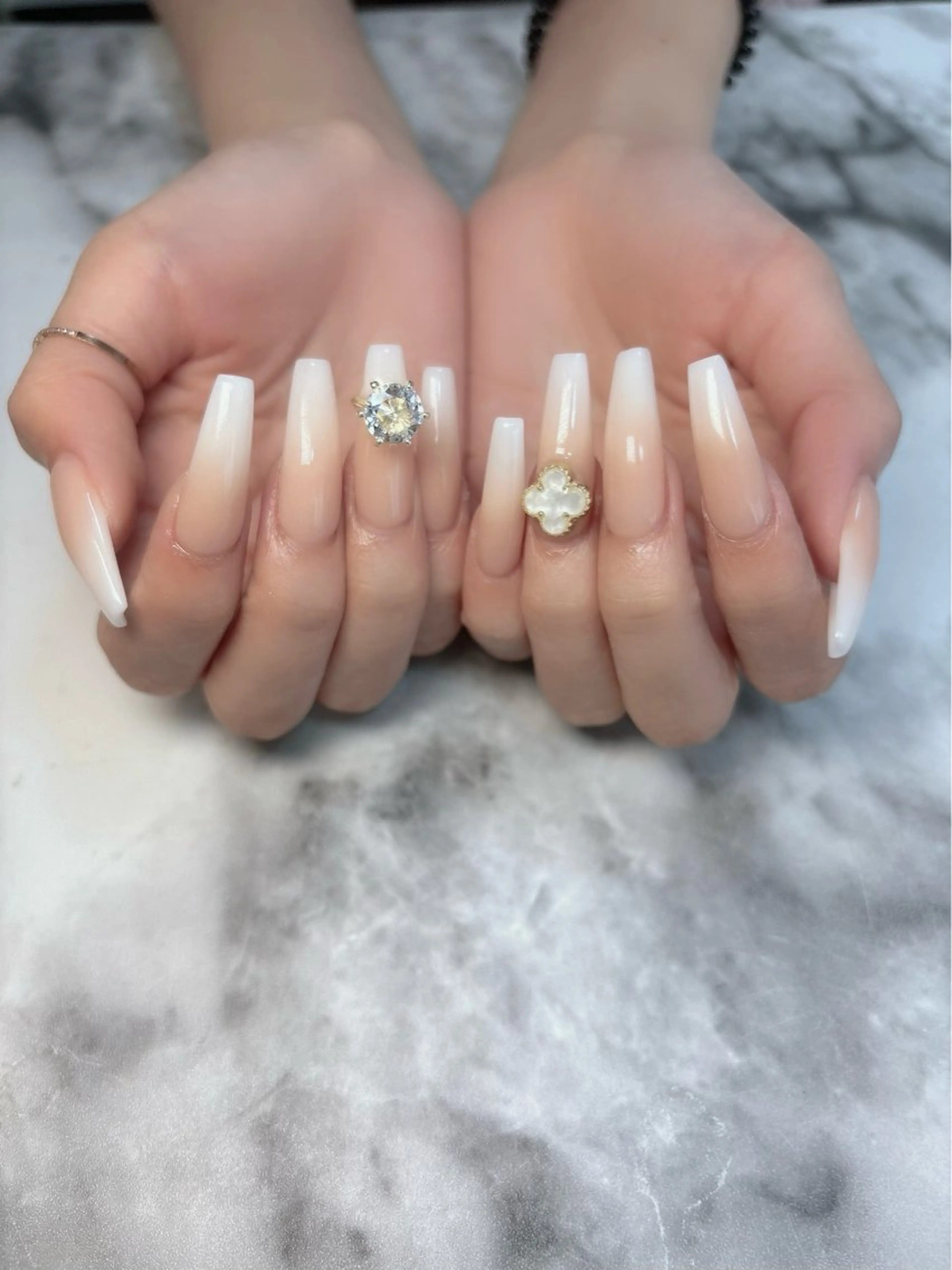 ネイル ハンドネイル salon de belnetta所属・kayo 💅のネイルデザイン