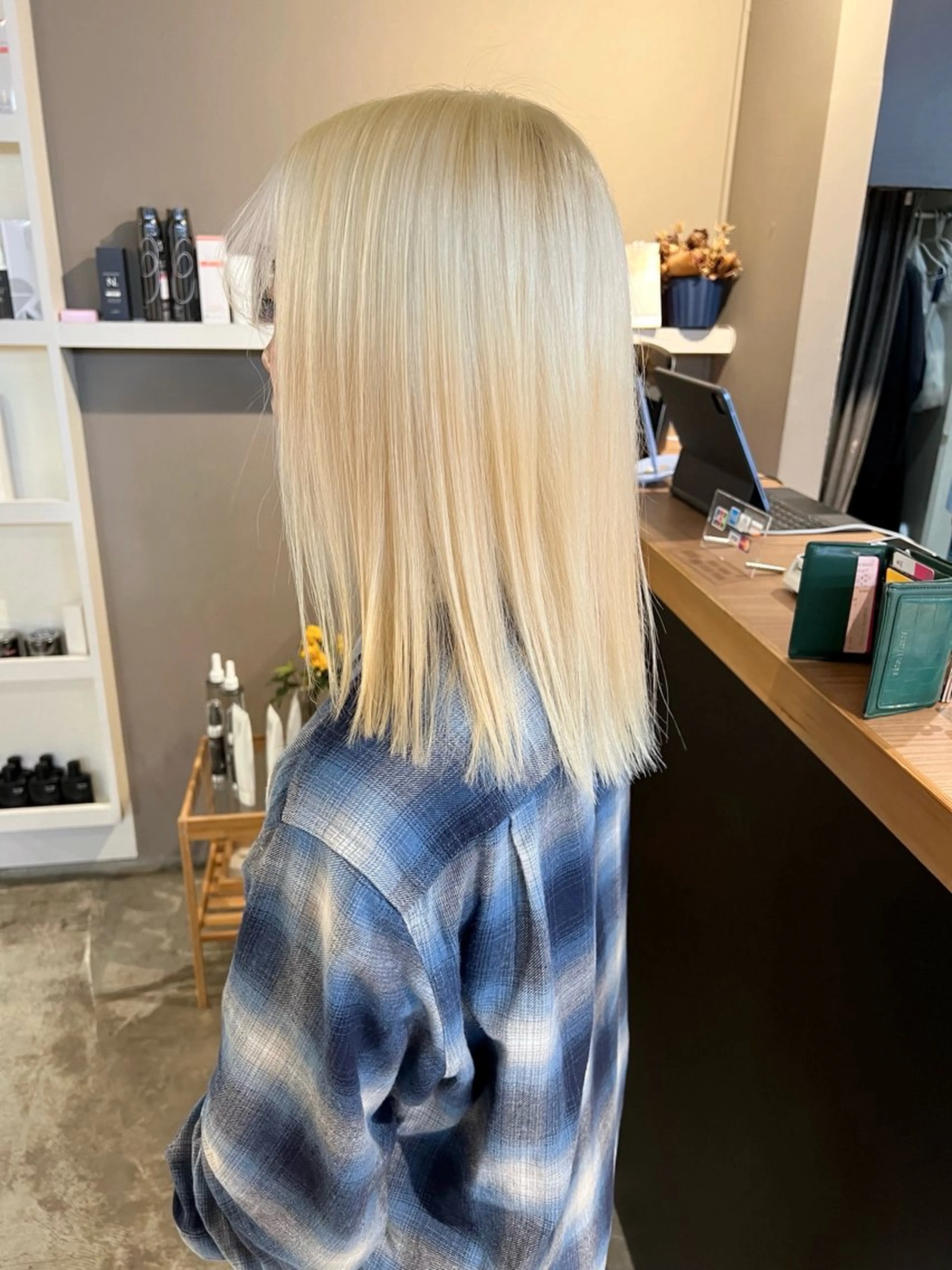 ロング カラー ブリーチ daiki 原宿のヘアスタイル