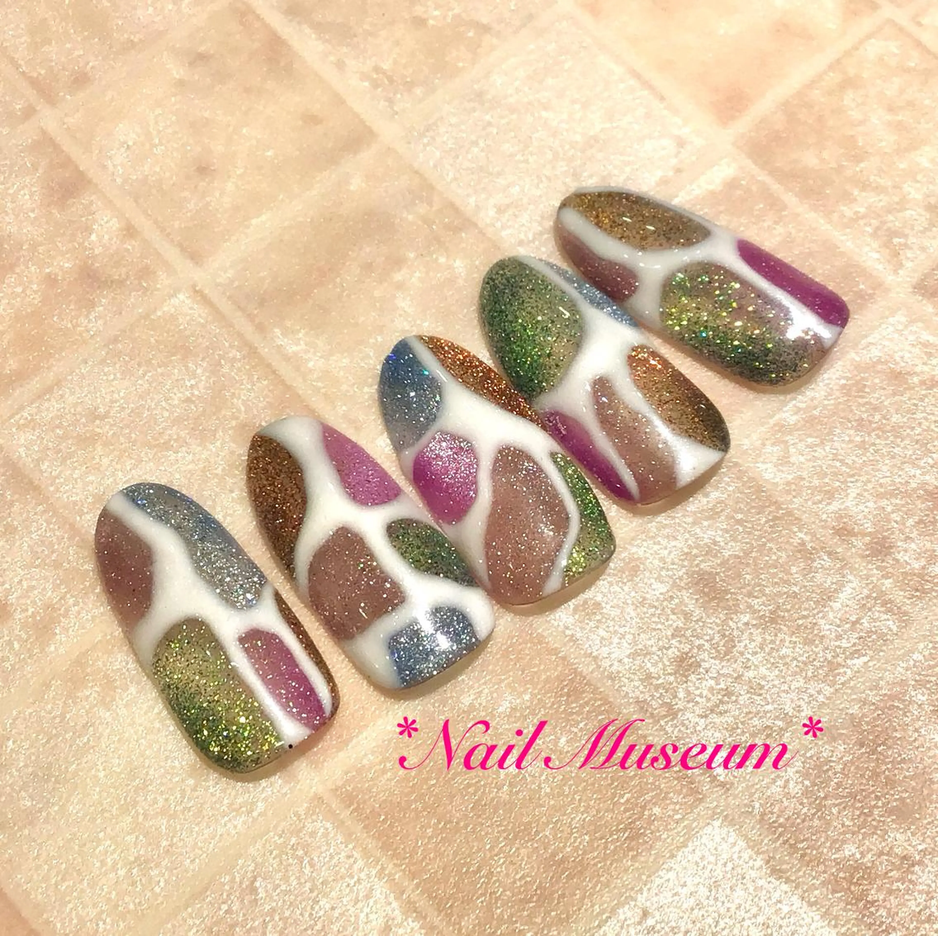 ネイル アートネイル チークネイル フットネイル フレンチネイル ジェルネイル マグネットネイル💛 Hayakawaのネイルデザイン