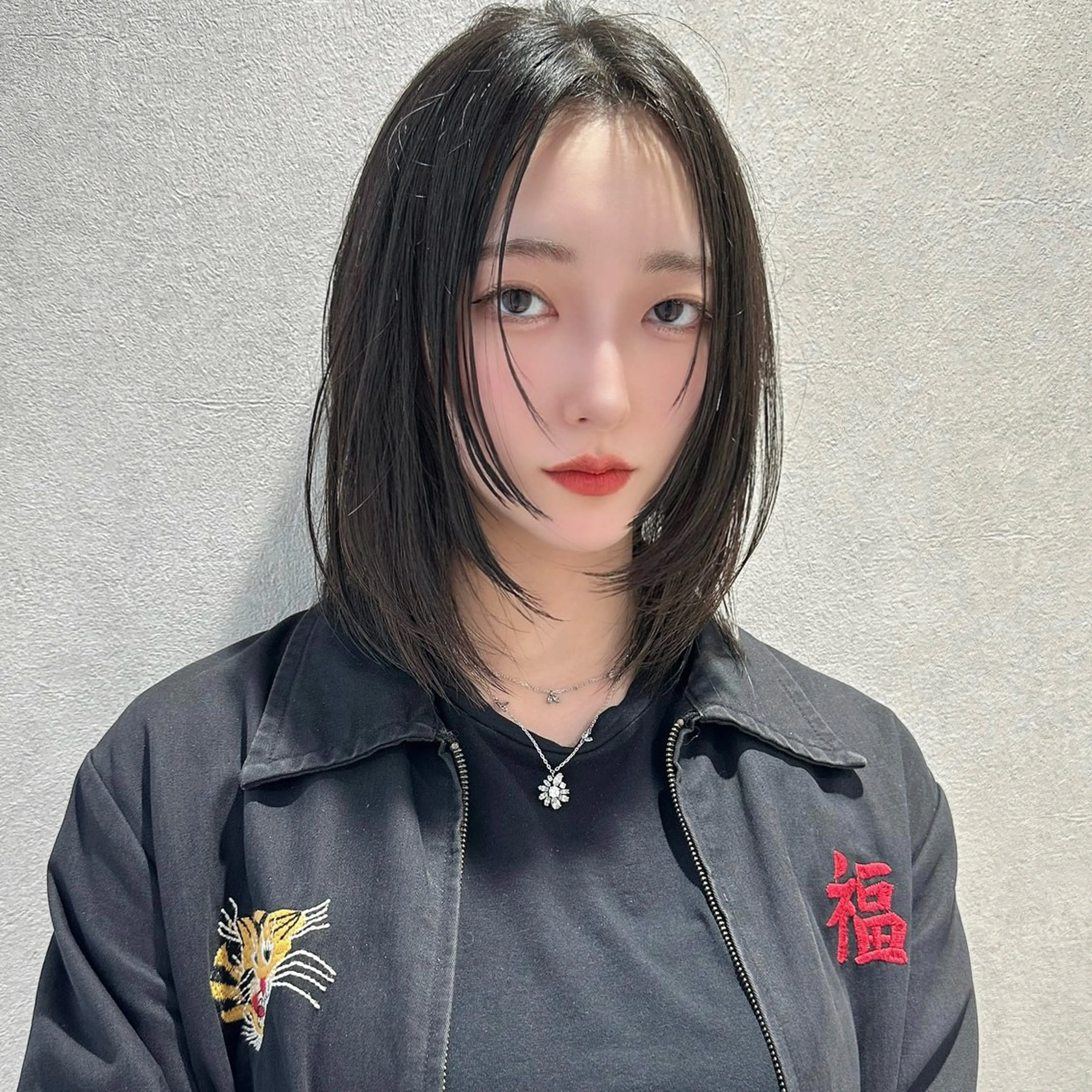 ミディアム カラー カット トリートメント FERiCIA.  表参道所属・レイヤーカット 🪄吉野翔悟のヘアスタイル