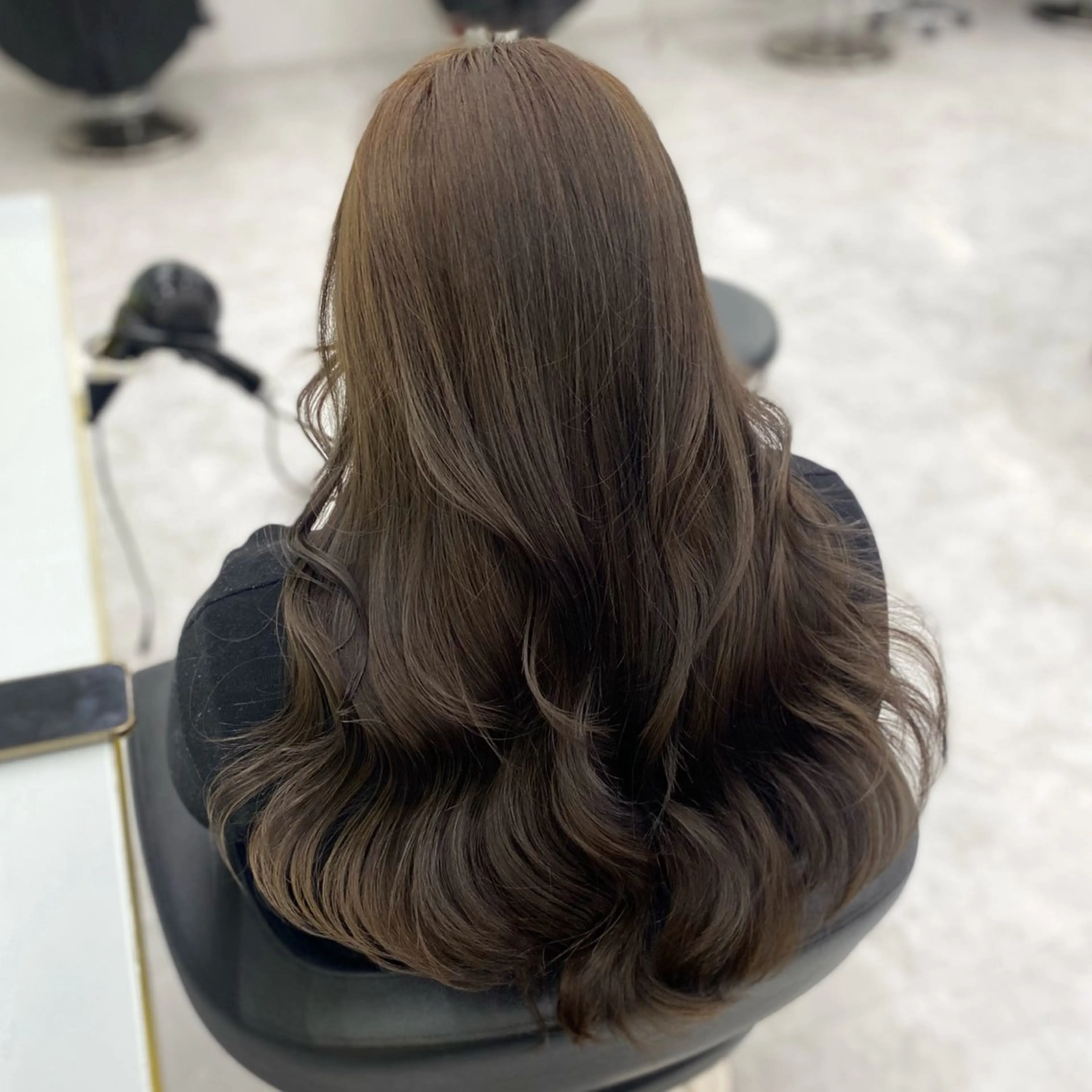 セミロング カラー パーマ ヘアアレンジ メンズ キッズ ココアグレージュ グレージュ ヘアカラー Lumo所属・💖横浜ブリーチなし 💖MIHOのヘアスタイル