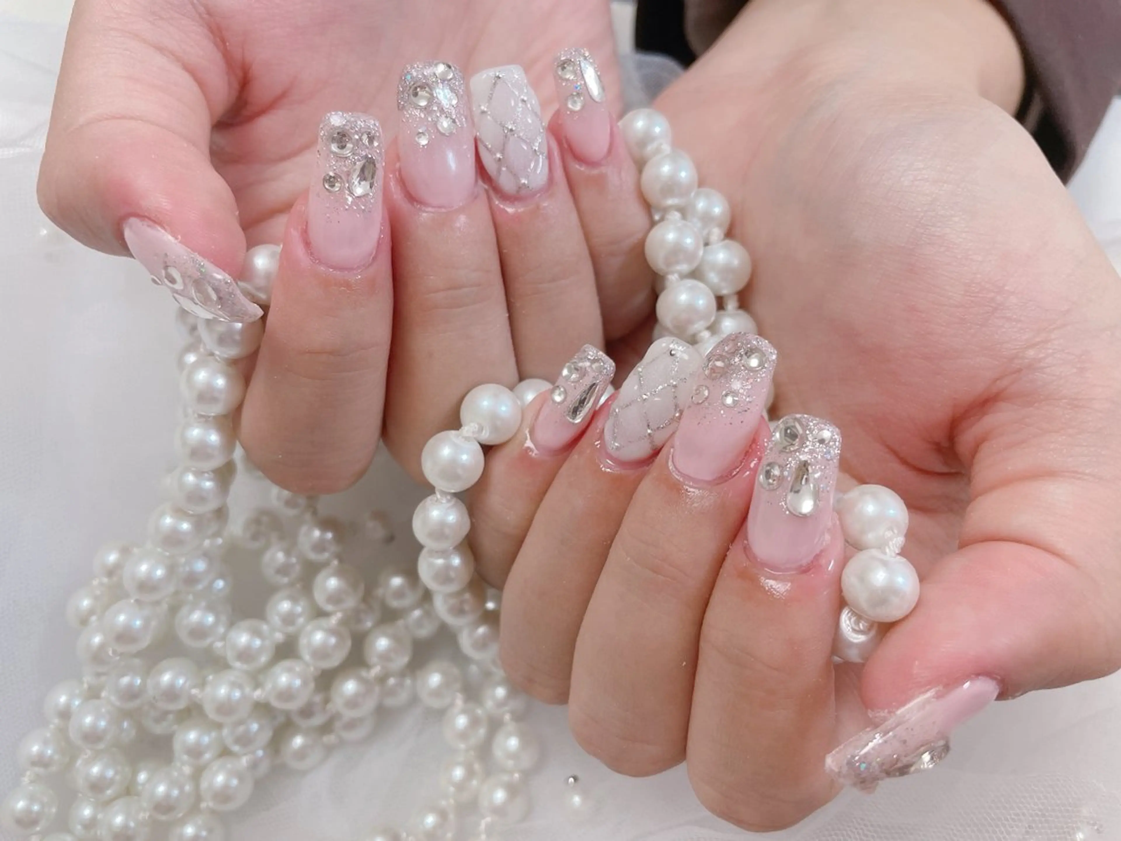 ネイル ハンドネイル ネイルサロンエクラ 🫧Shizukaのネイルデザイン