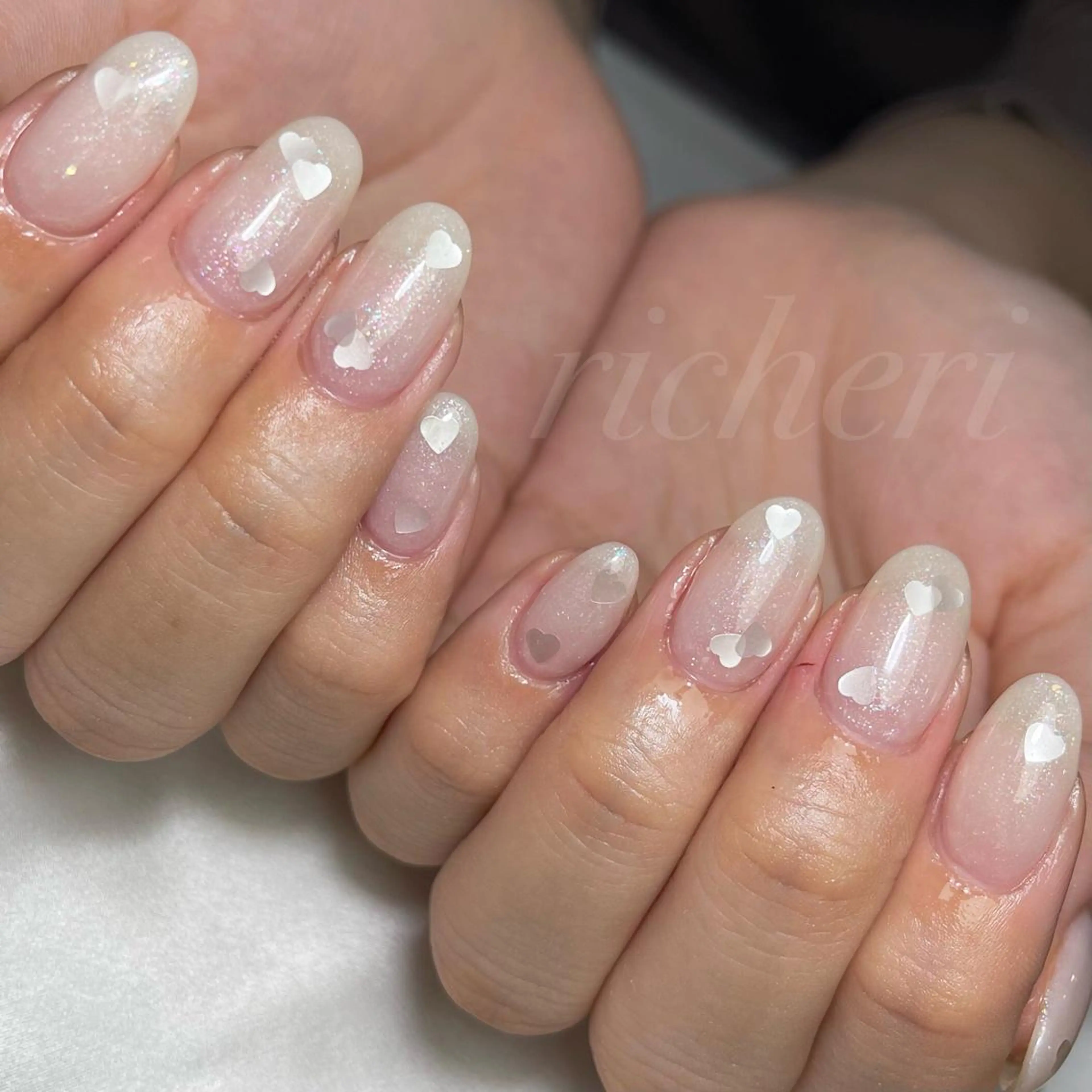 ミディアム ネイル ハンドネイル richeri beautyのエステ・リラクイメージ