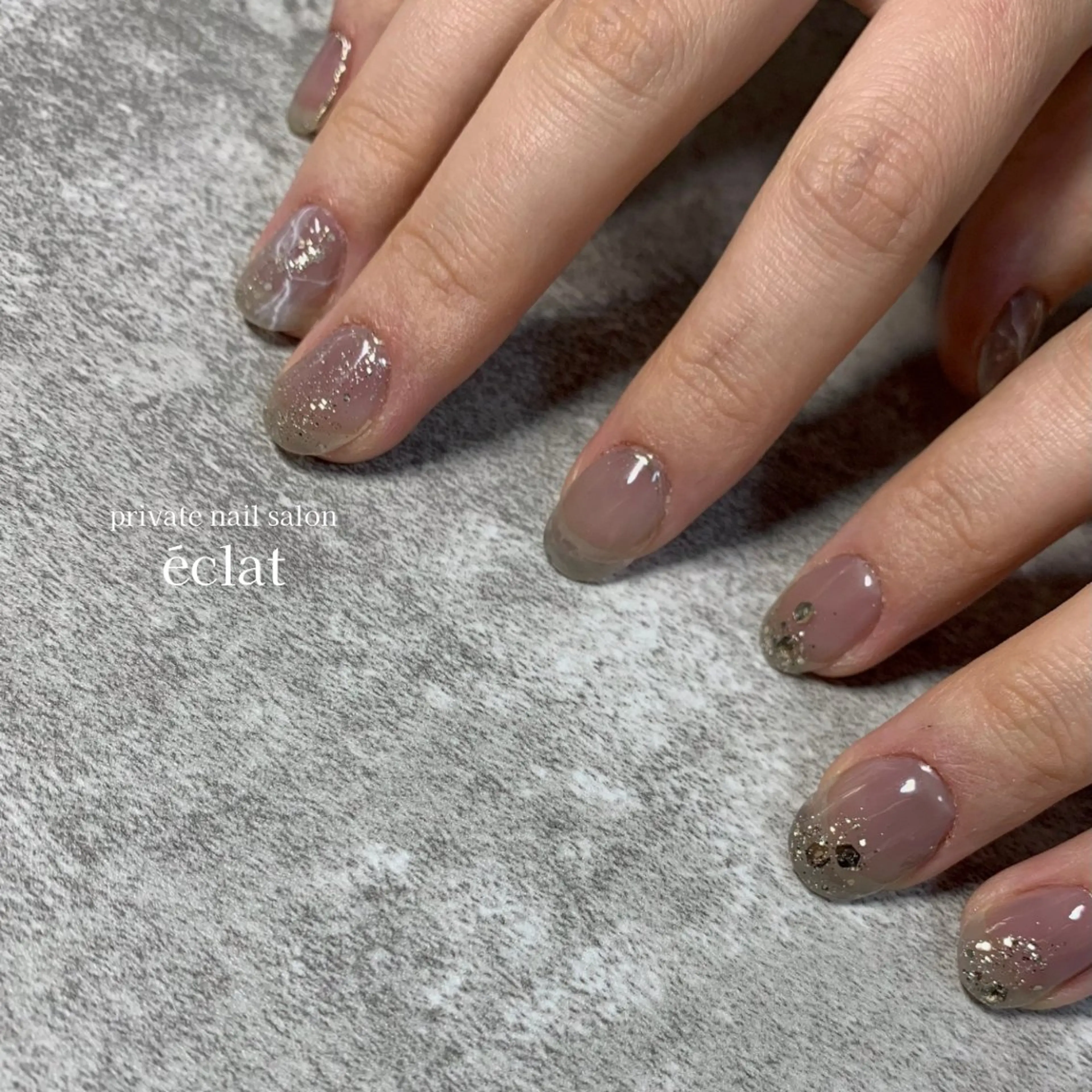 ネイル ラメ(グリッター) 大理石ネイル(マーブル) ニュアンスネイル ショートネイル 夏ネイル nailsalon éclatのネイルデザイン