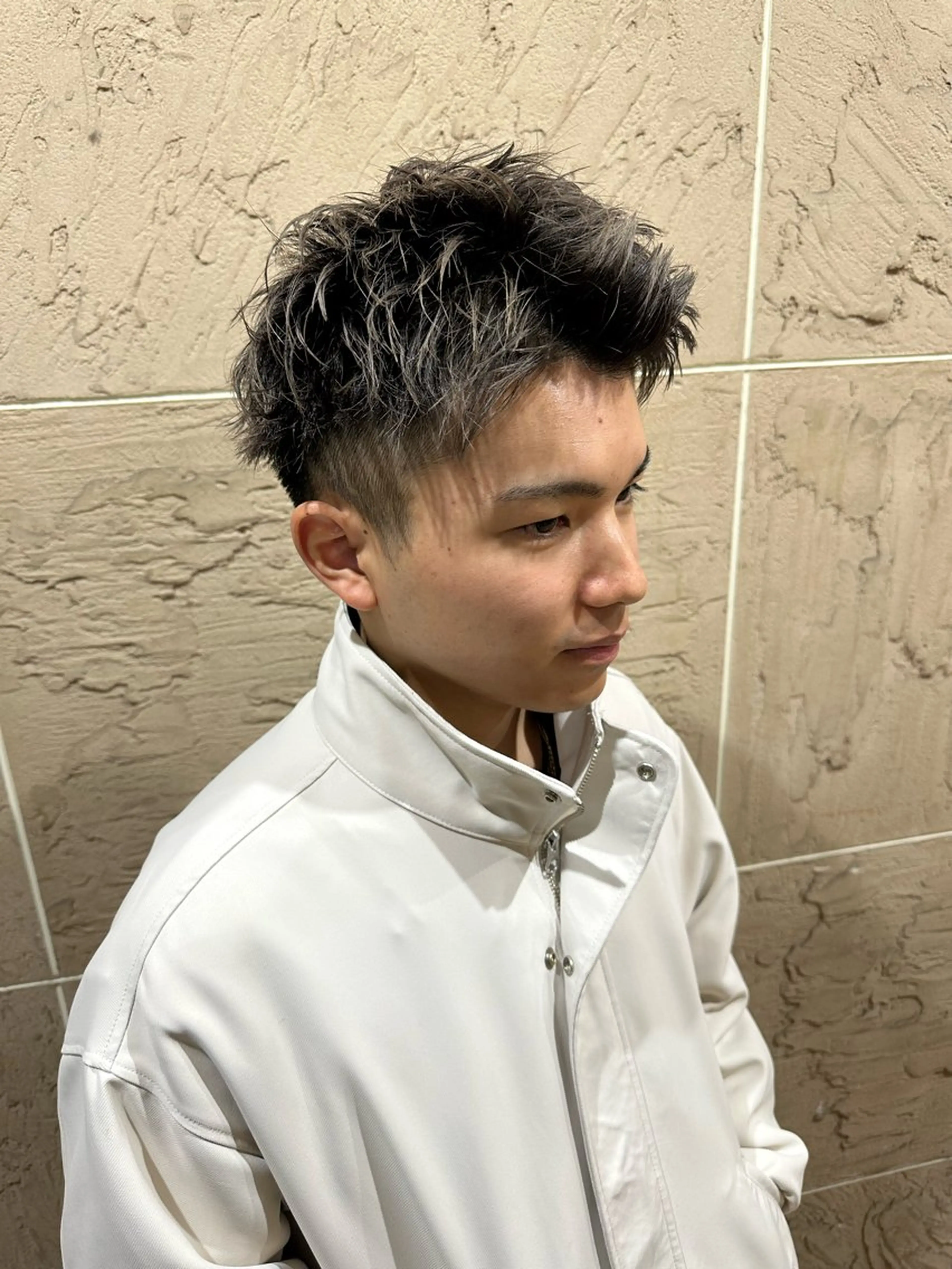 ショート メンズ 刈り上げ ショートヘア 溜 一太のヘアスタイル