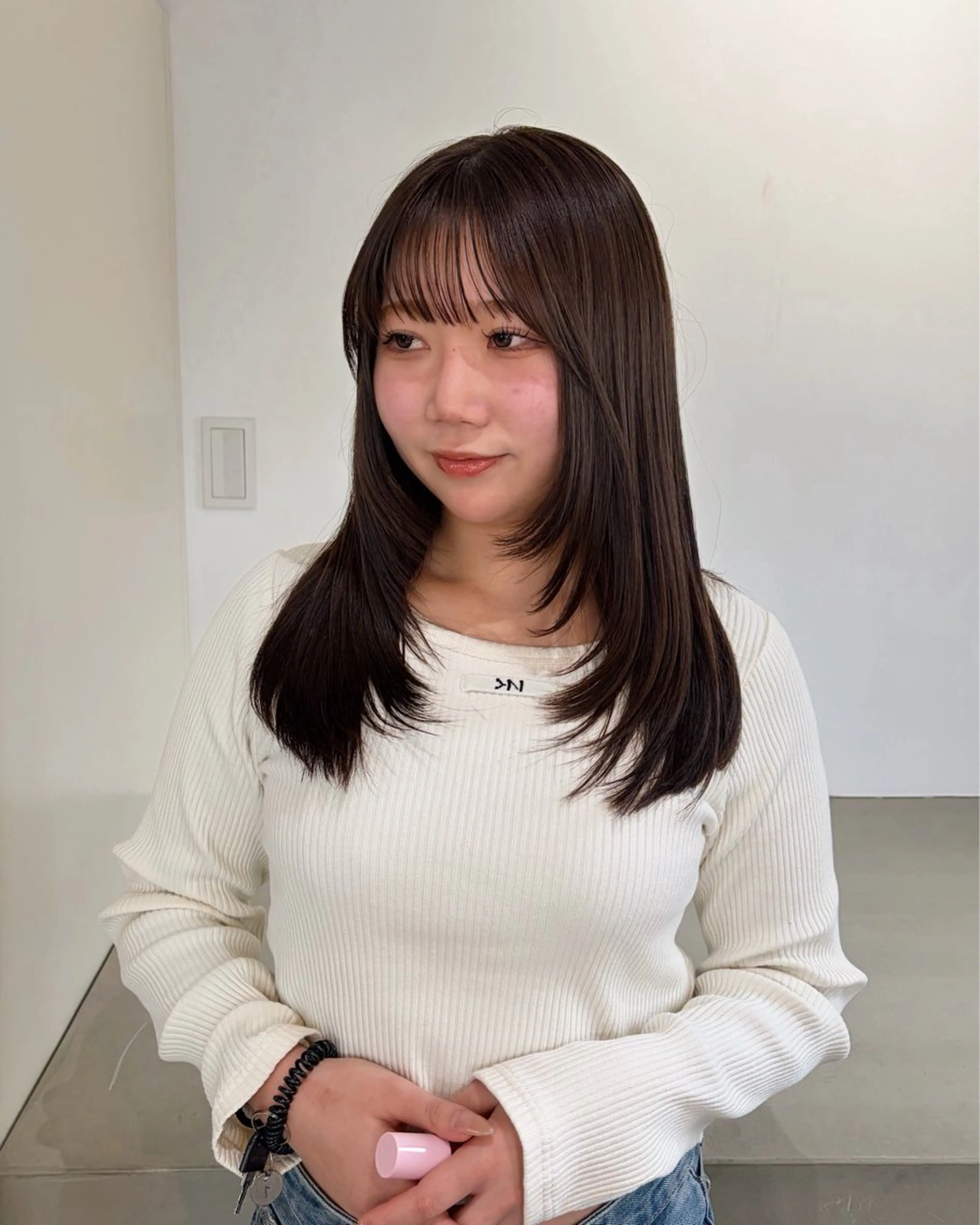 ミディアム 顔周りカット レイヤーカット カット 🧣misaki 透明感カラー🧣のヘアスタイル