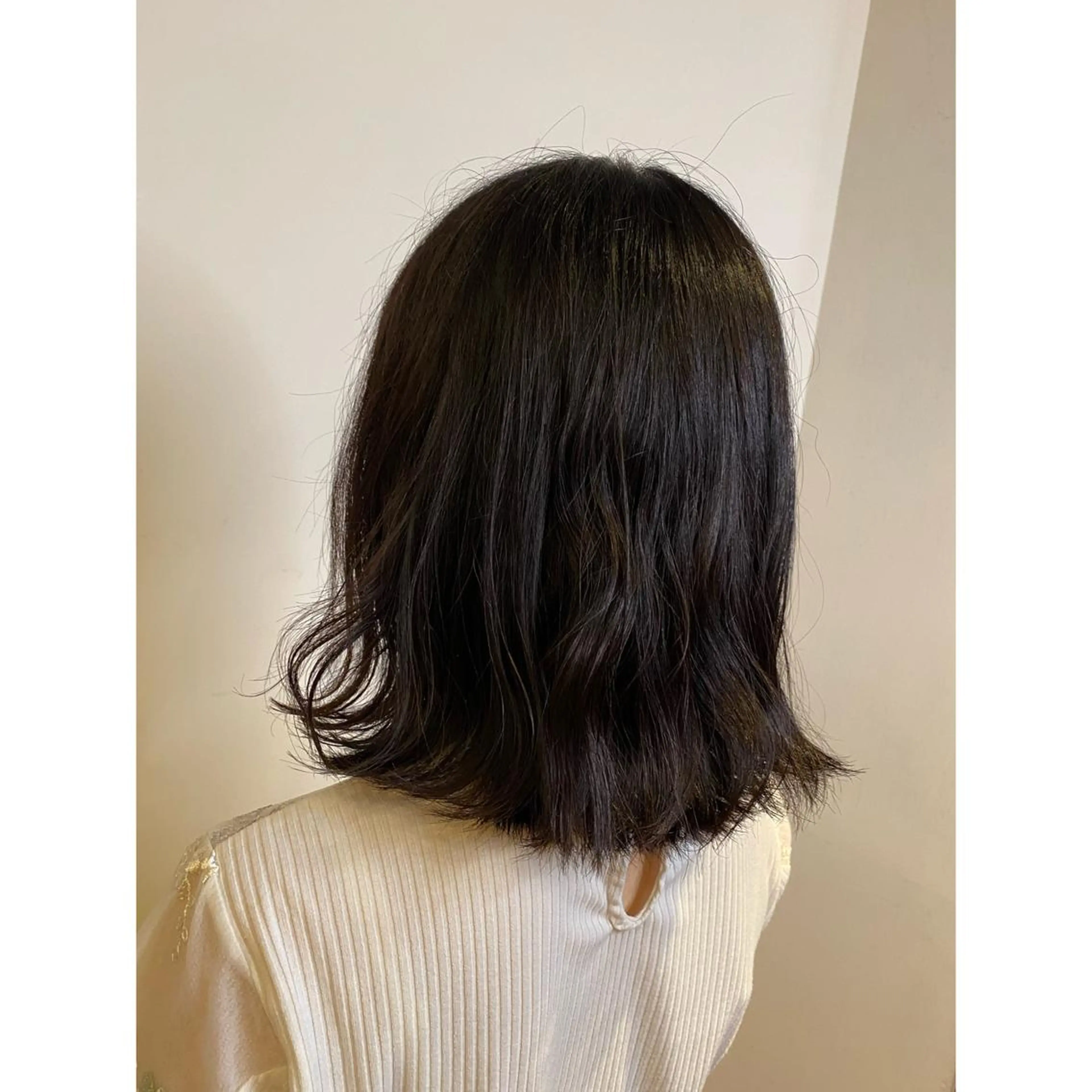 ミディアム カラー 透明感カラー グレージュ ラベンダーカラー ラベンダーグレージュ ラベンダーグレー オーガニックカラー/ 髪質改善/暗髪/ボブのヘアスタイル