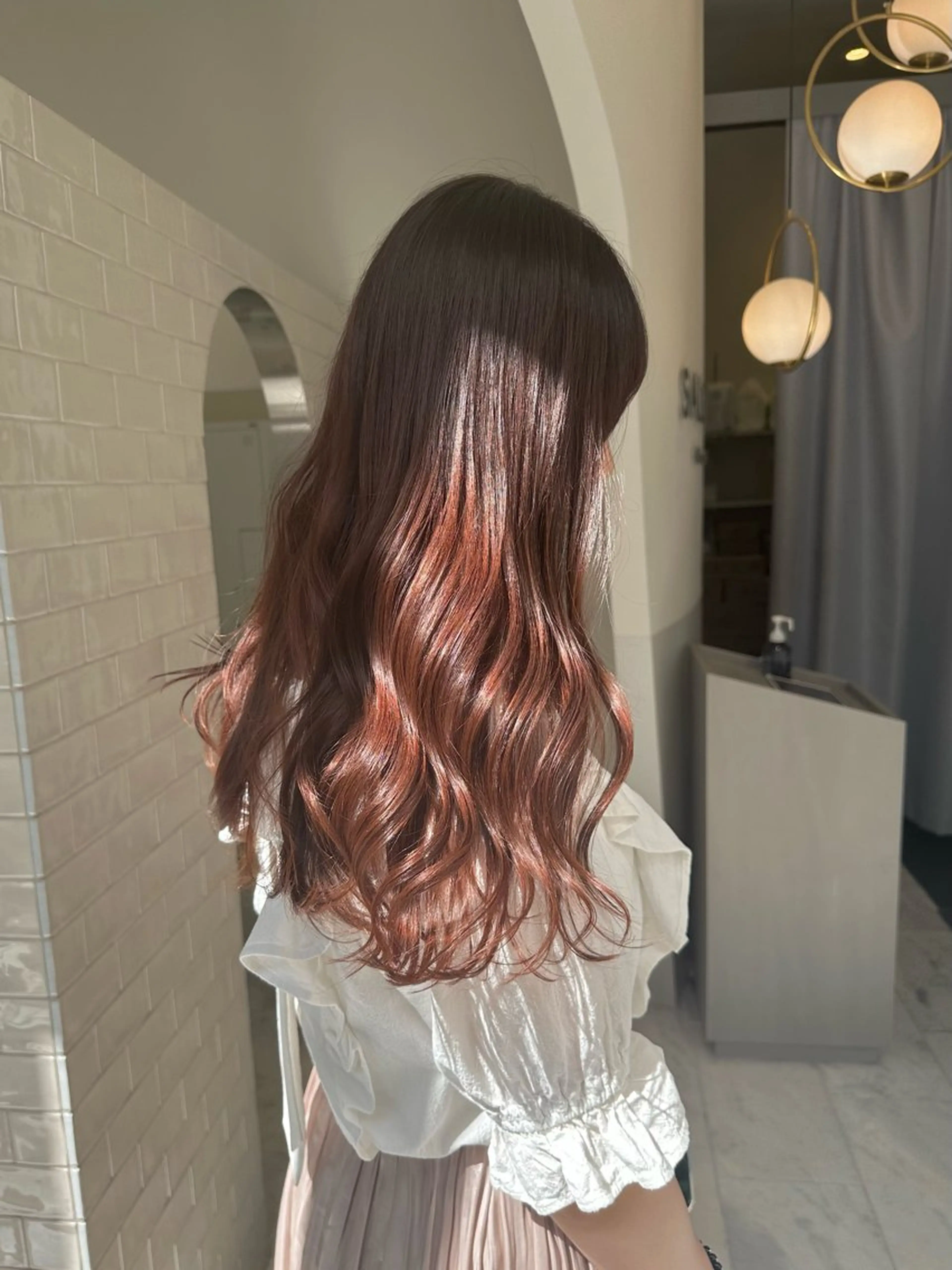 ロング カラー ブリーチ ブラウンカラー ブリーチなしカラー ピンクカラー ピンクブラウン LUMO所属・矢野 晃平のヘアスタイル