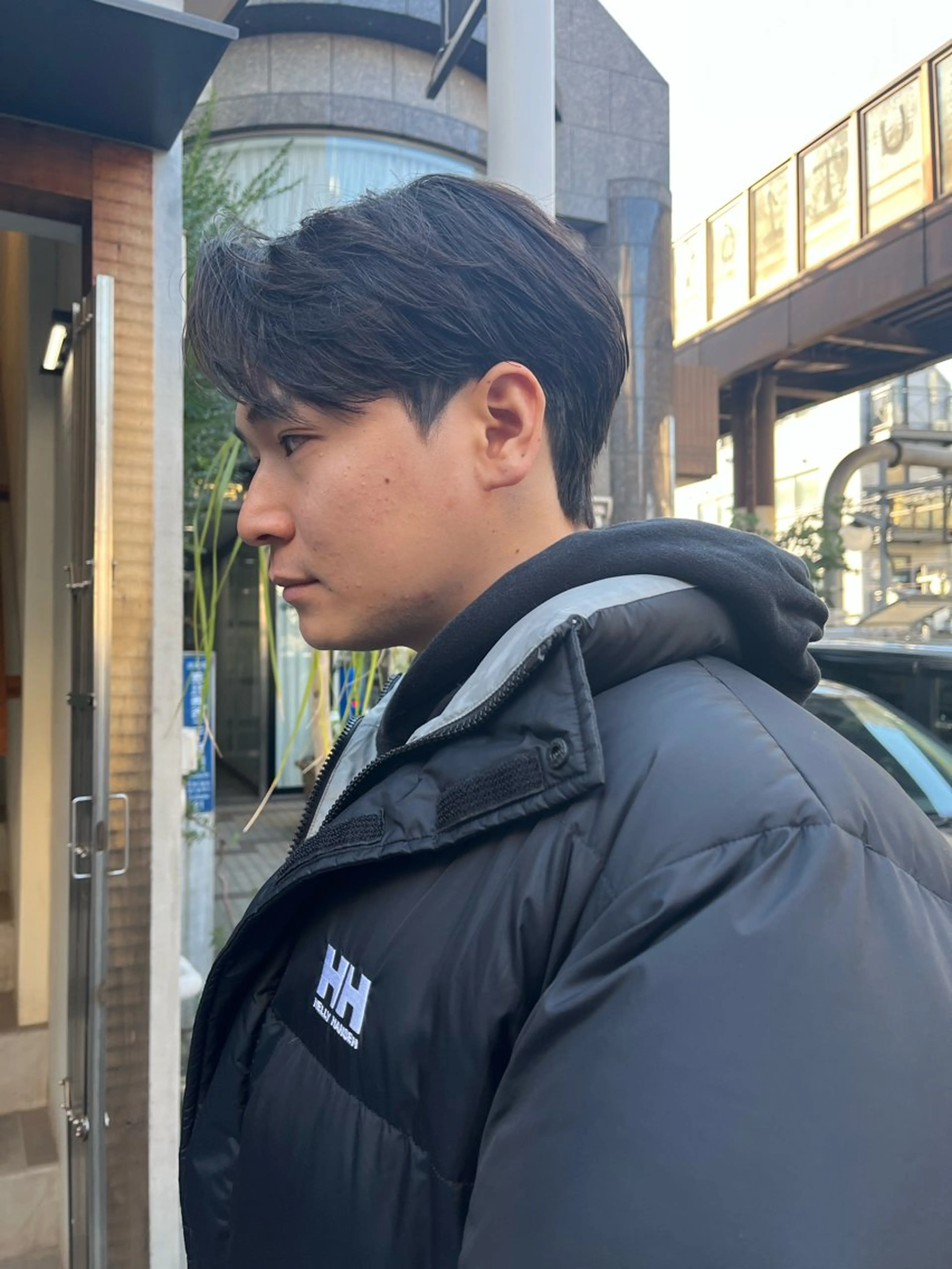 メンズ センターパート ダウンパーマ メンズ韓国風 メンズパーマ 🦮shiori アイドルオタク🦮のヘアスタイル