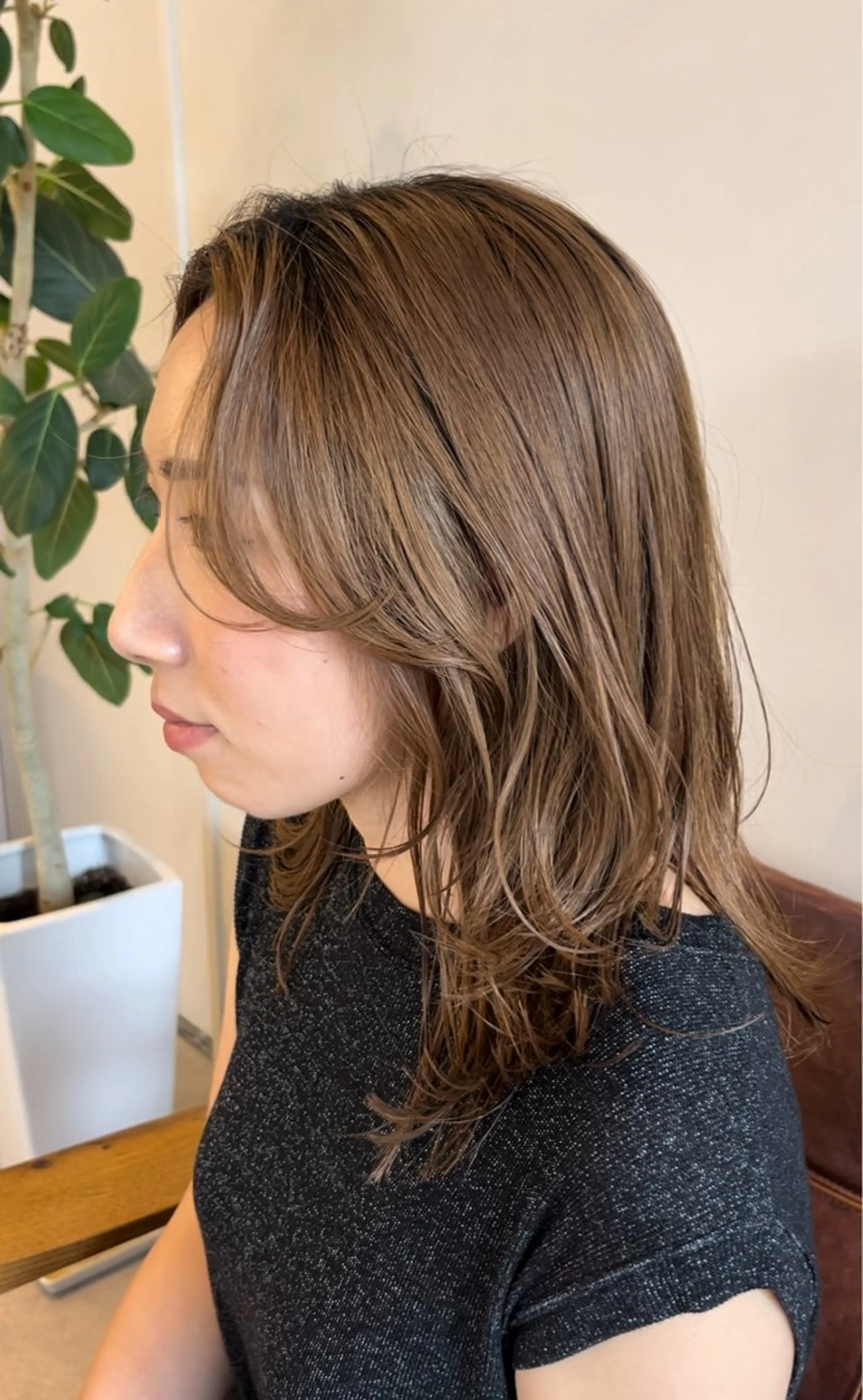 ミディアム 顔周りカット レイヤーカット 似合わせカット YUI🍊 ボブ/メンズパーマのヘアスタイル