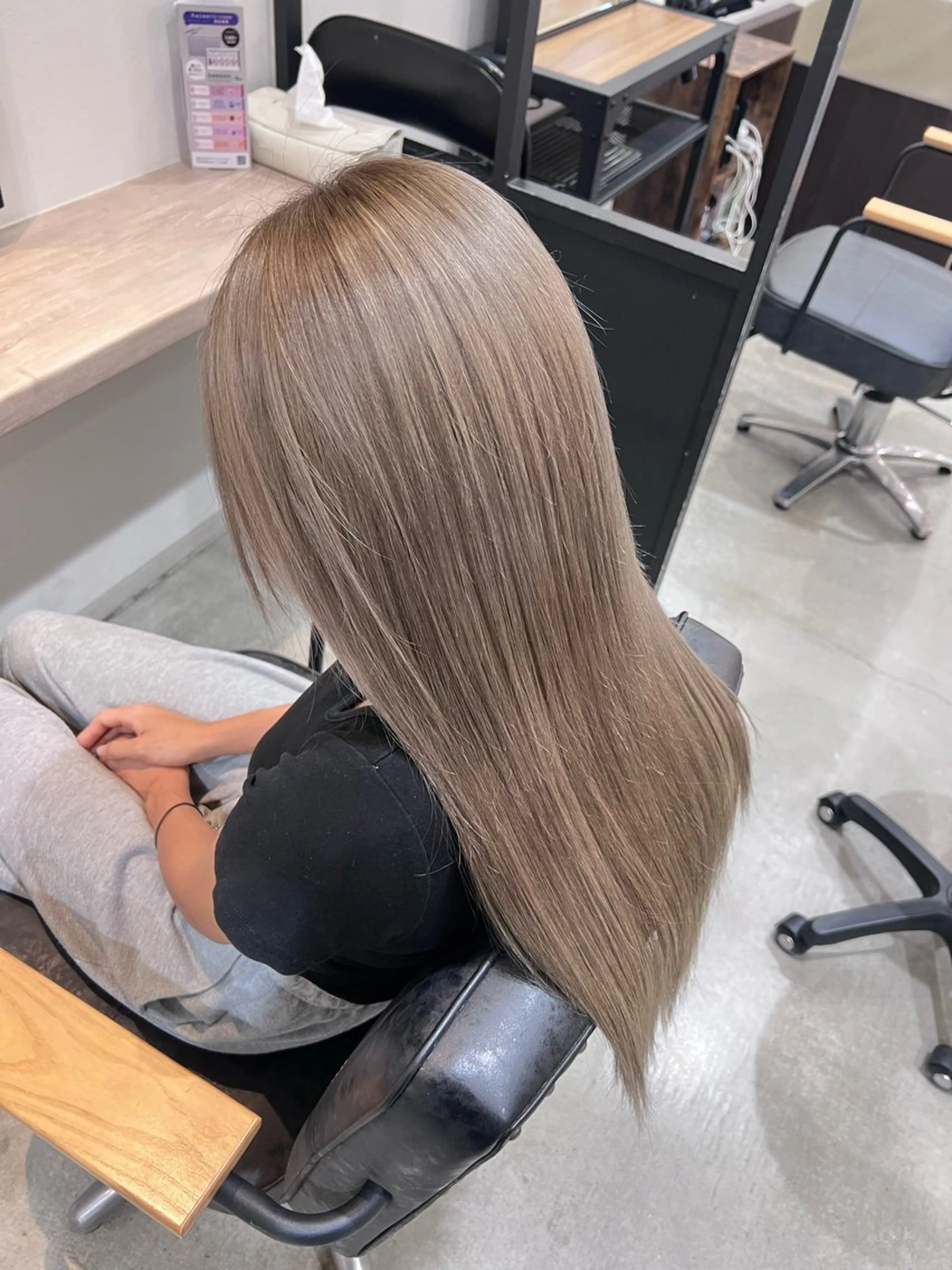 カラー ヘアカラー 松崎 璃城のヘアスタイル