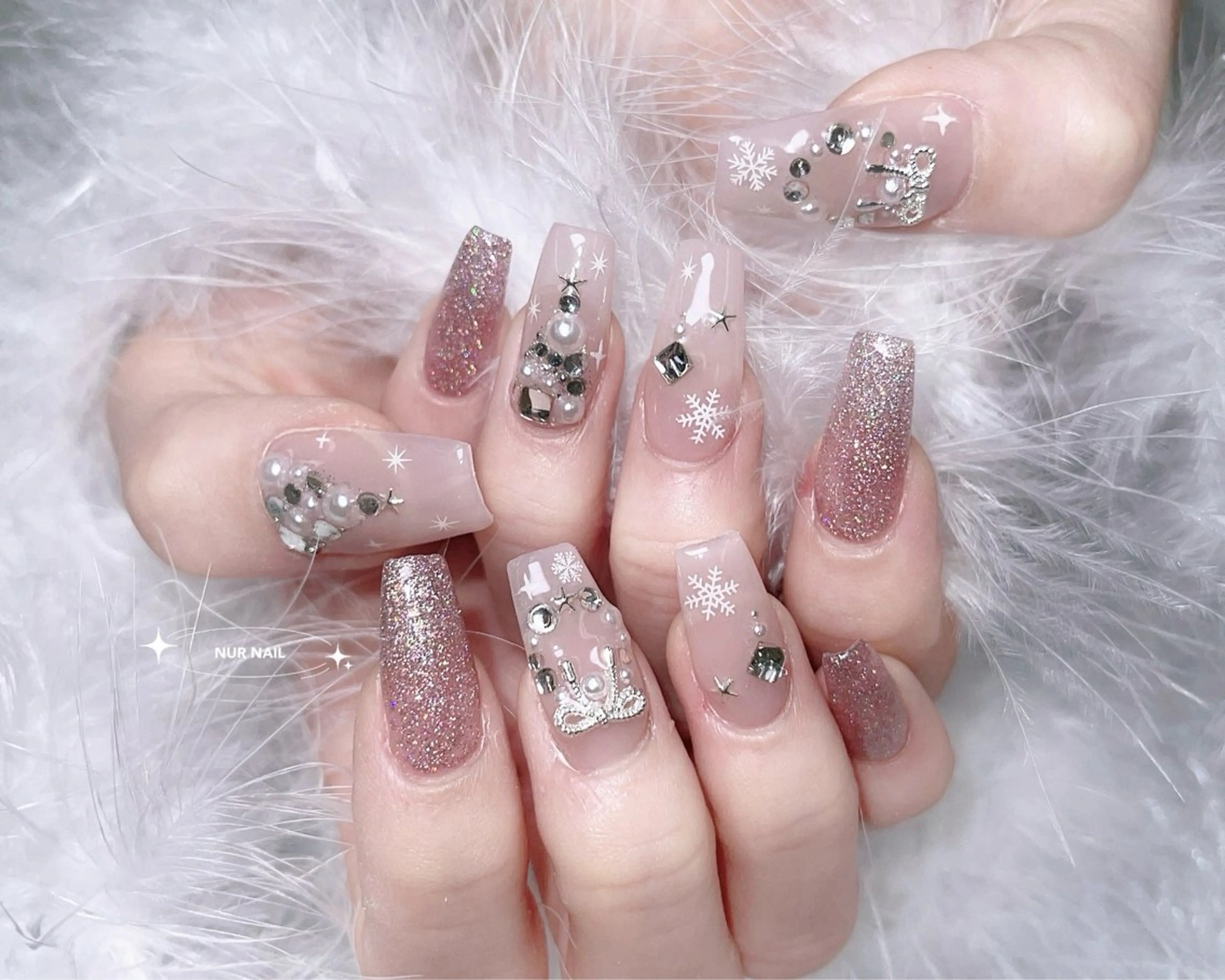 ネイル 🫧NUR NAIL✨のネイルデザイン