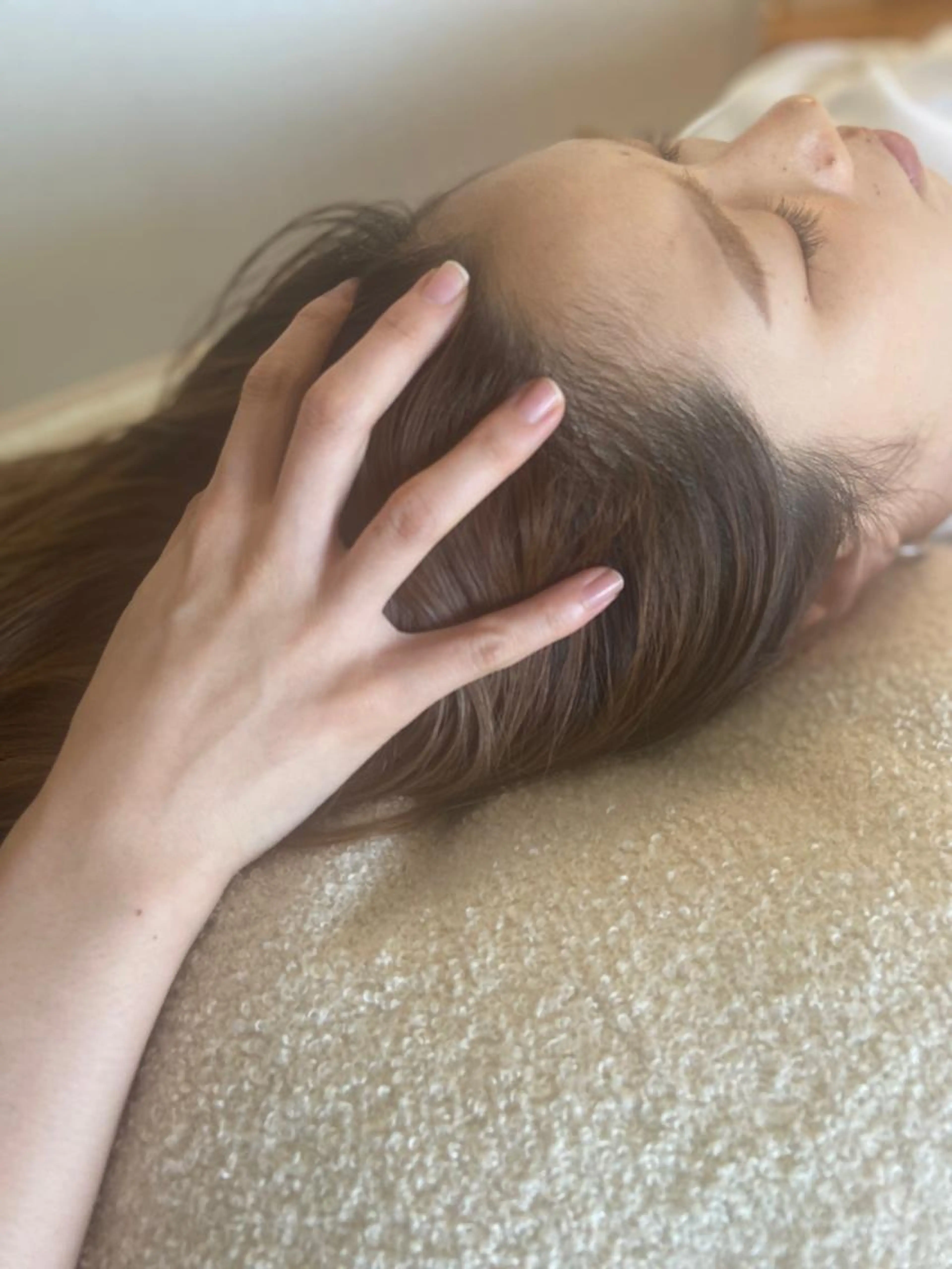 ミニモ限定価格☆アロマ（精油）ヘッドマッサージ　40分の写真