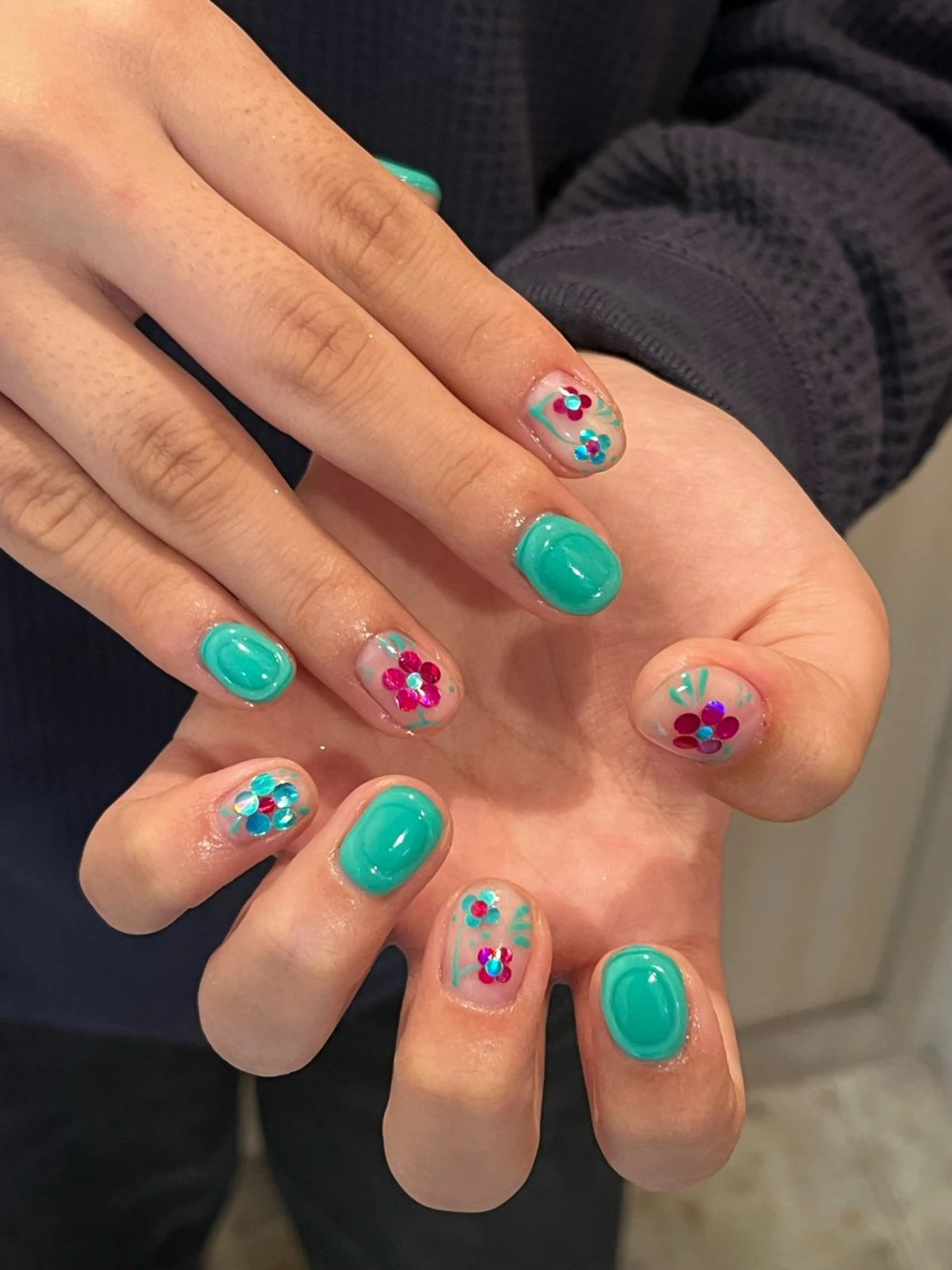 ネイル 文 /個性派ネイルのネイルデザイン