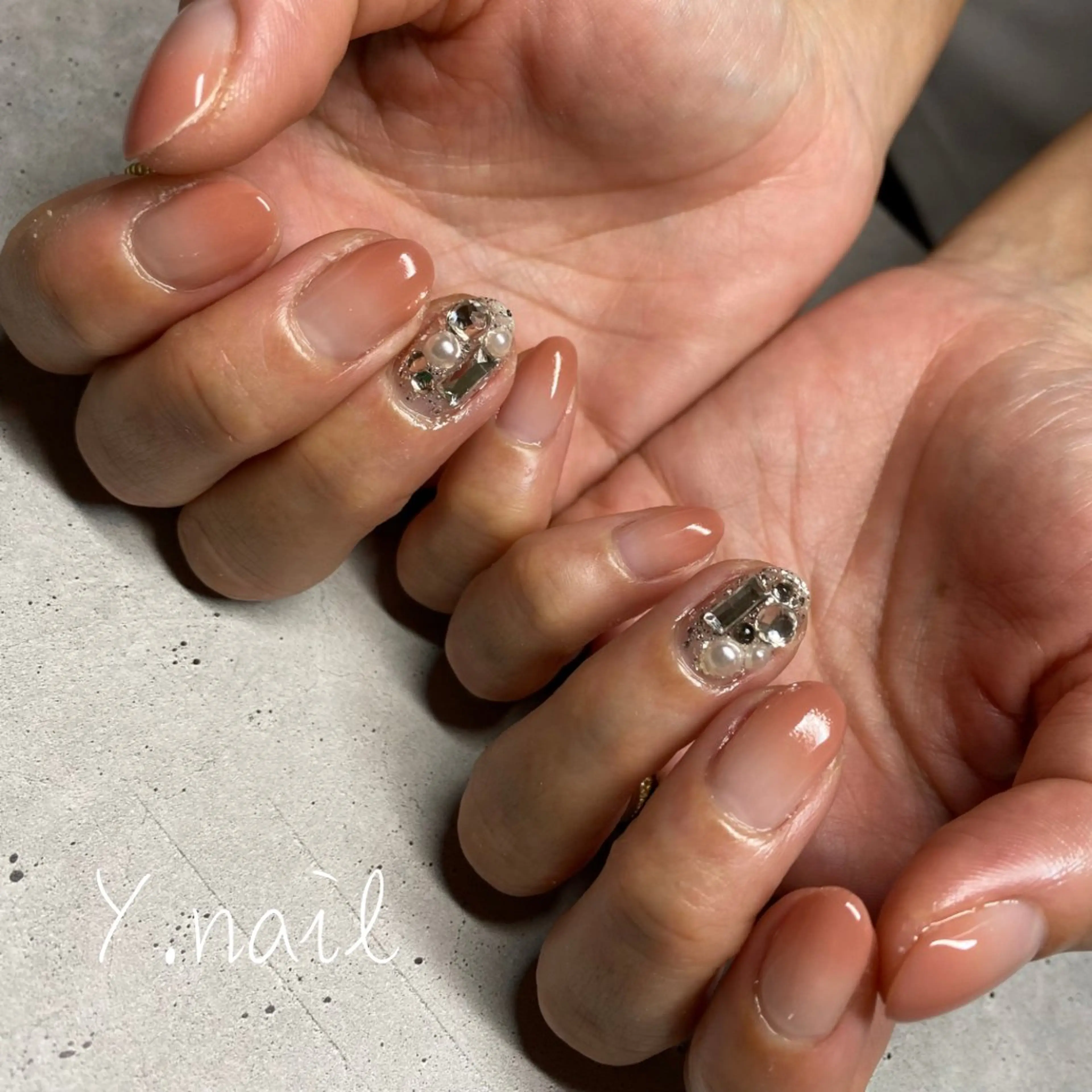 ネイル アートネイル Y. nailのネイルデザイン