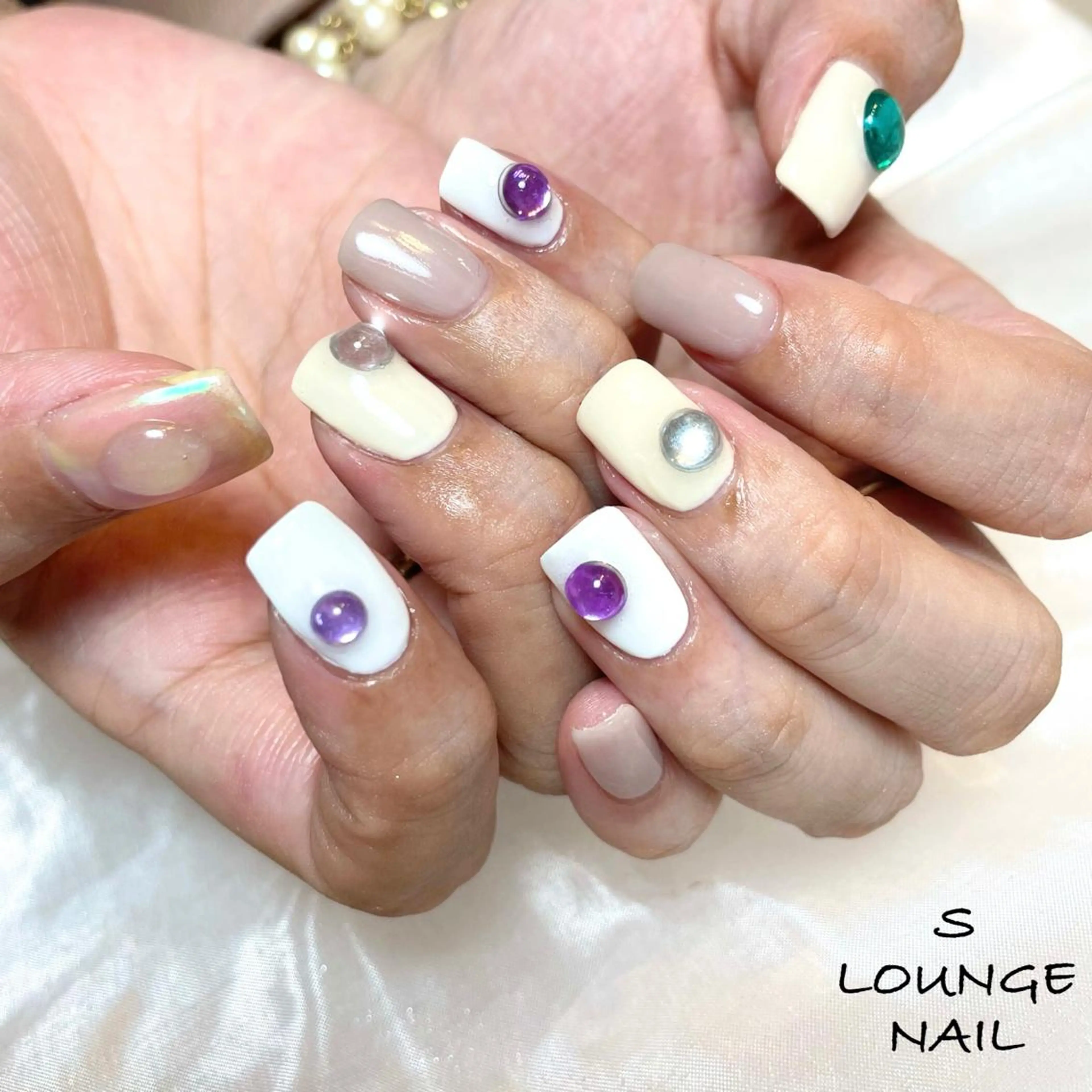 ネイル ハンドネイル フットネイル S LOUNGE NAIL所属・パーツたくさん🍓 SUMIのネイルデザイン