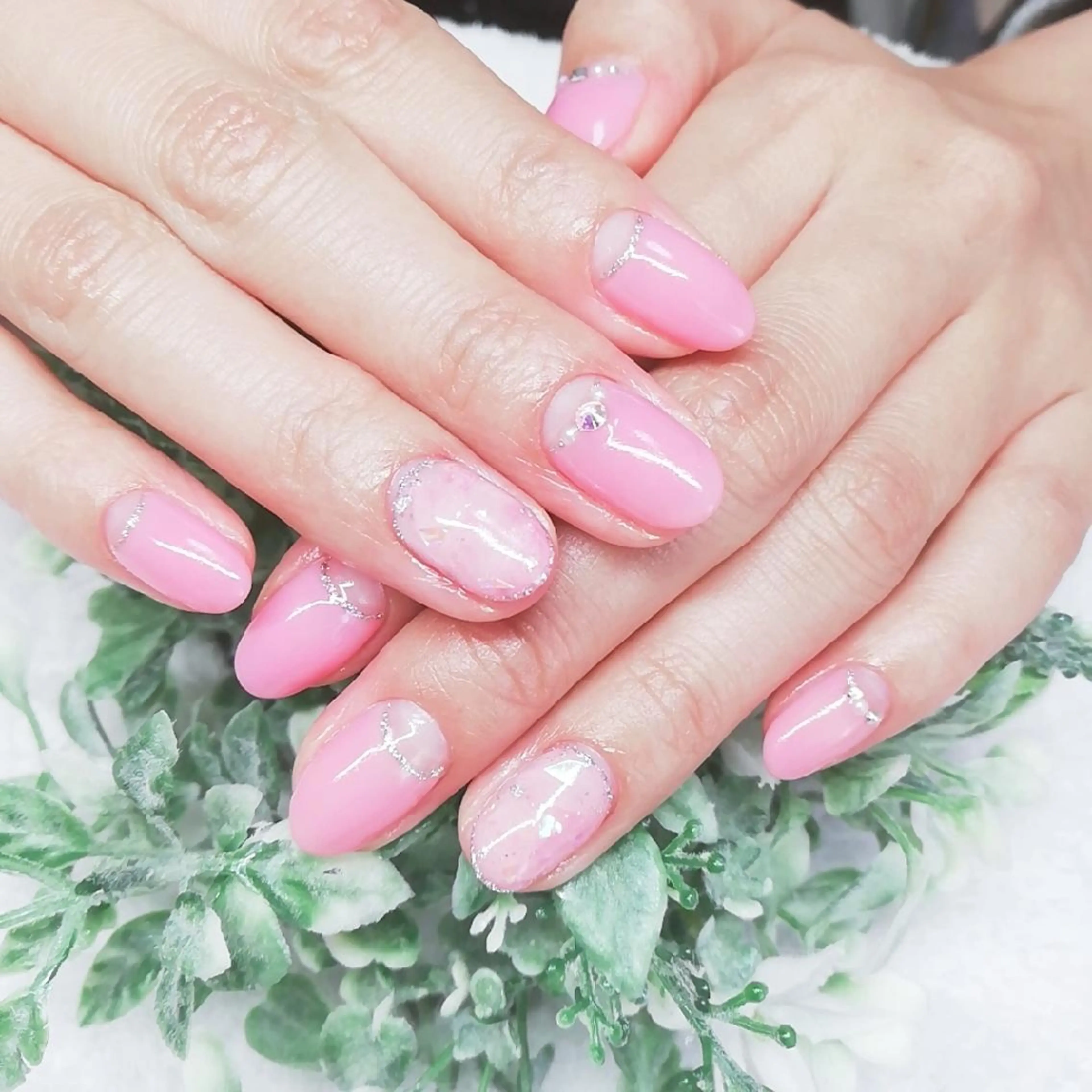 ネイル 柴崎 美幸のネイルデザイン