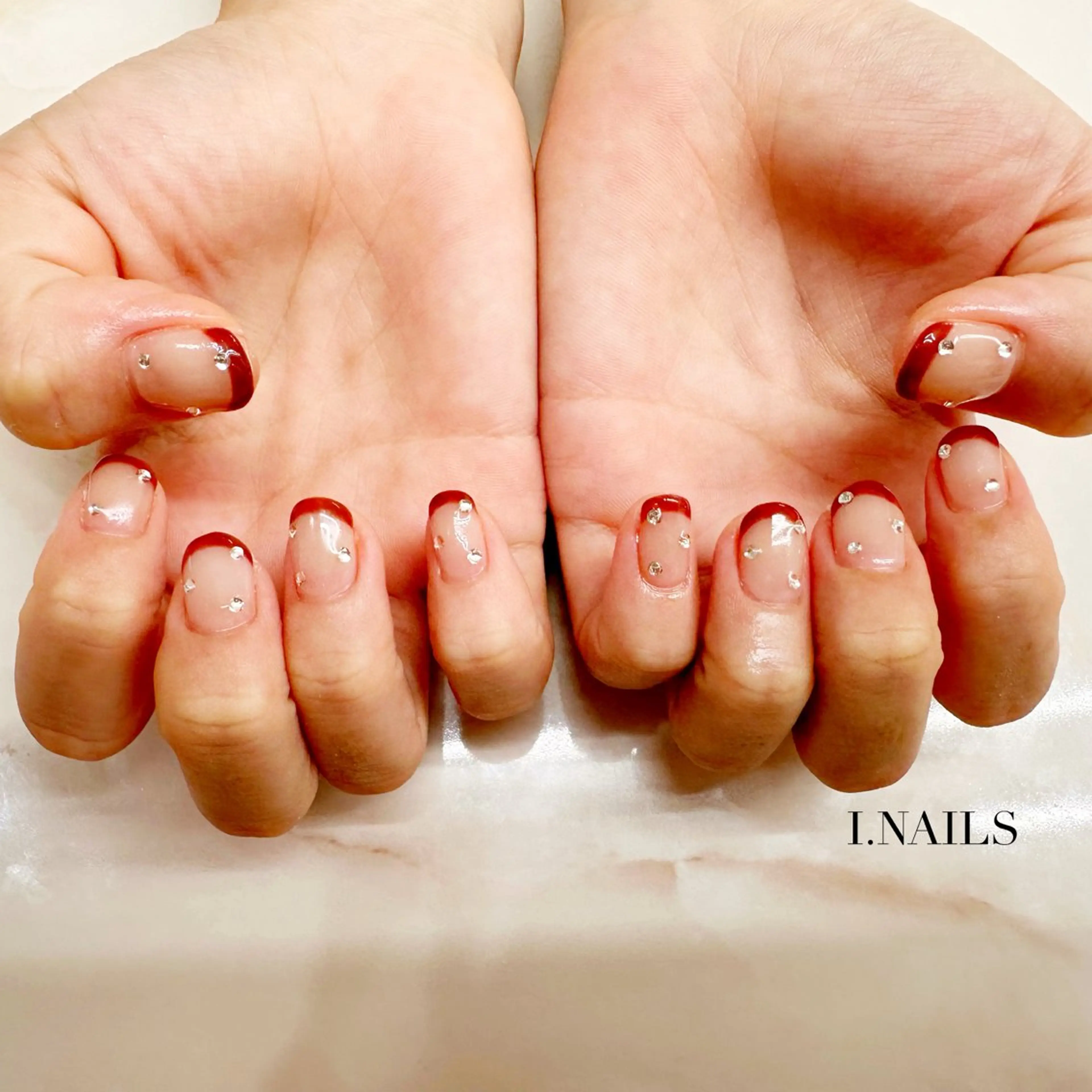 ネイル アイネイルズ所属・早川 梓のネイルデザイン