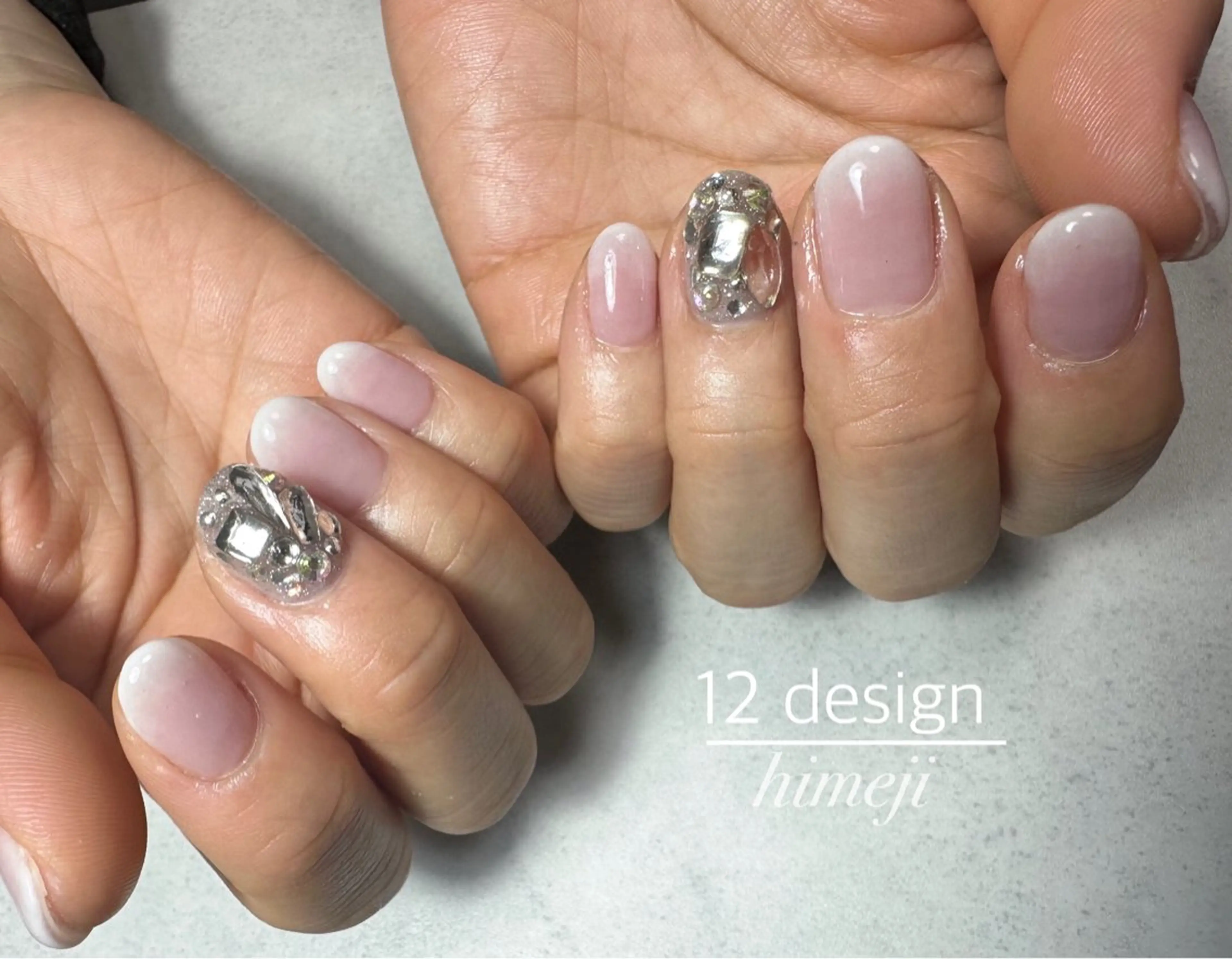 ネイル 12 designのネイルデザイン