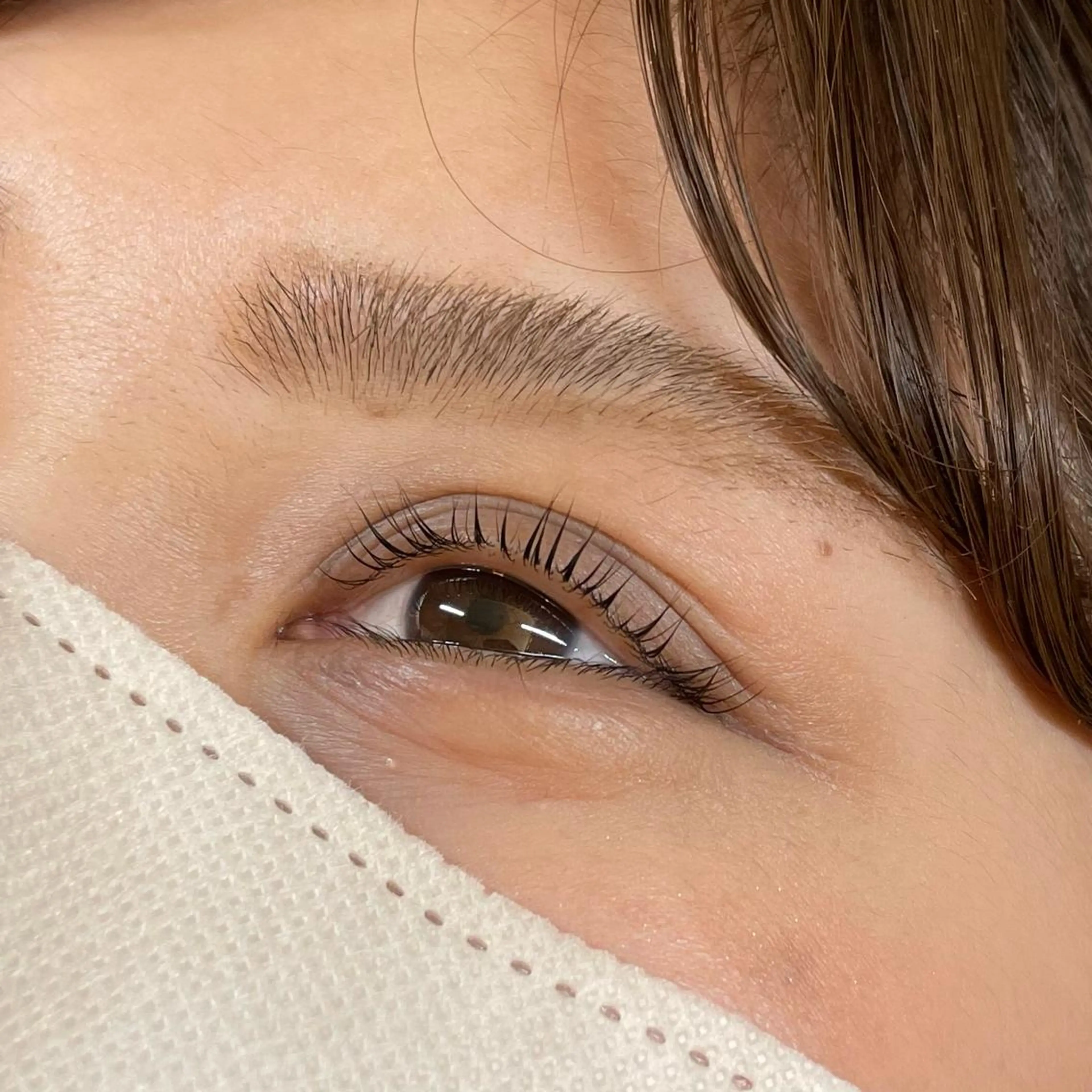 マツエク・マツパ ROW beaute所属・ROW beaute Sakiの眉毛・アイブロウイメージ