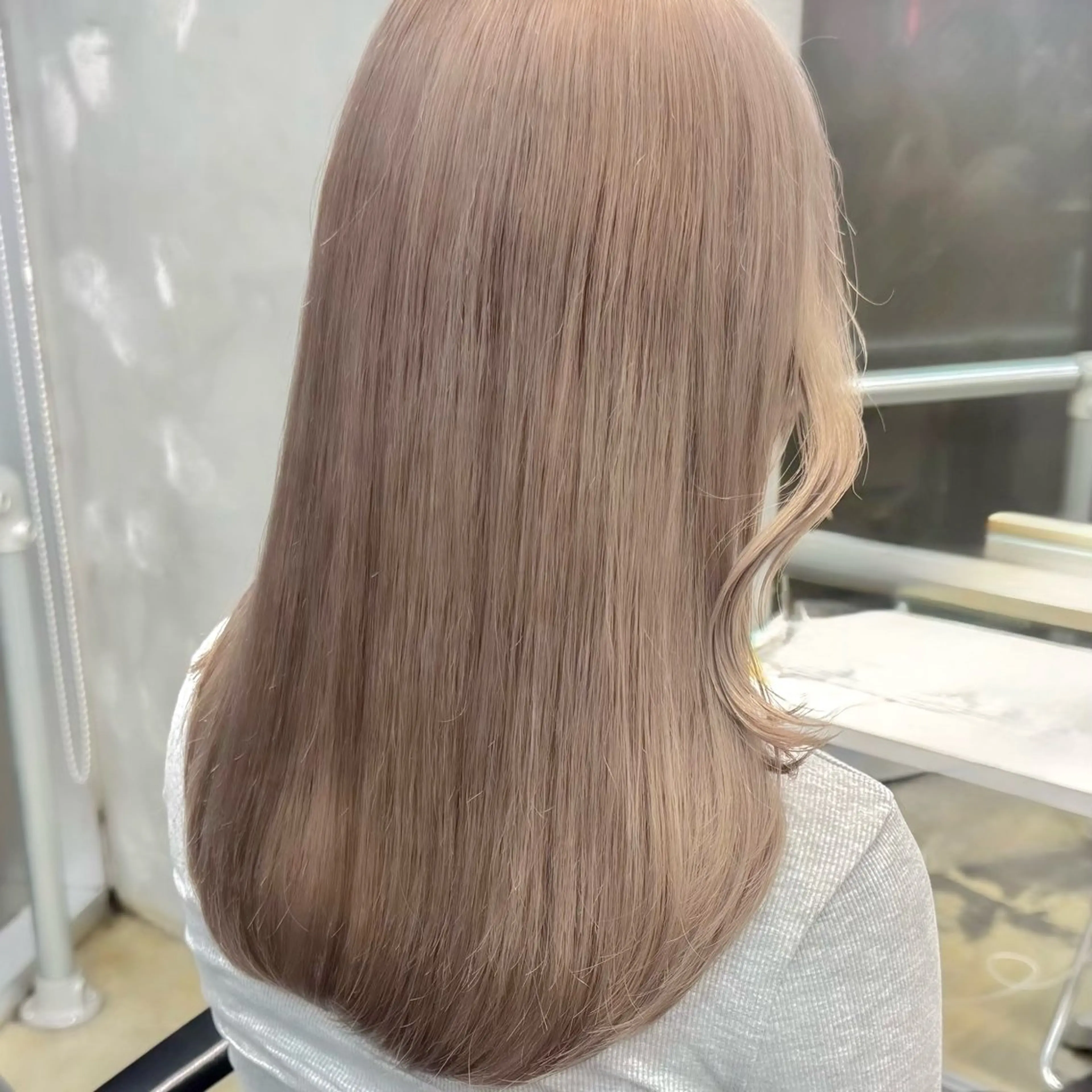 ロング カラー ヘアカラー トリートメント ヘアセット 🍎ハイトーン/ 透明感カラー🍎リオのヘアスタイル