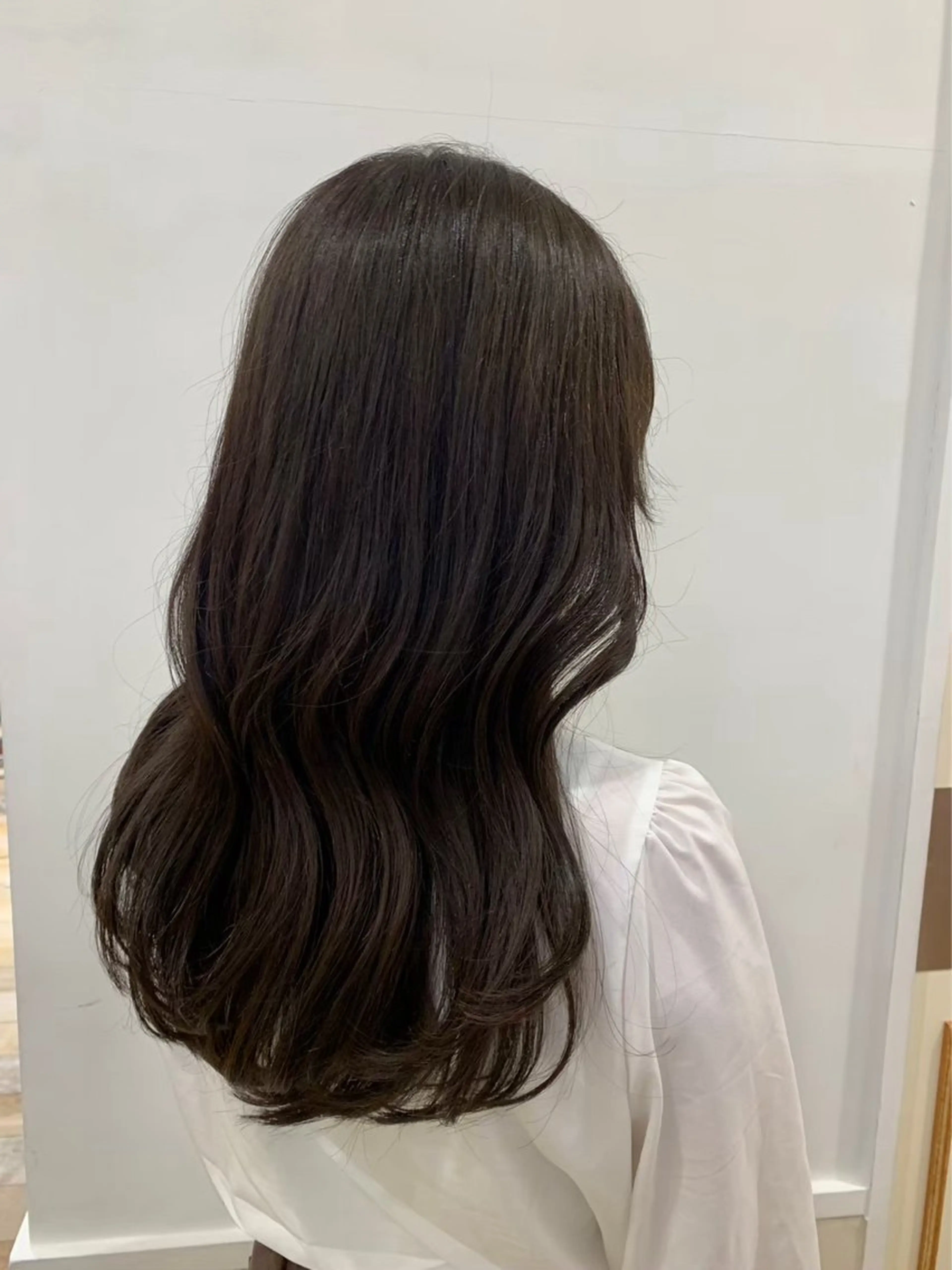 ロング レイヤーカット🐺 hina🩶のヘアスタイル