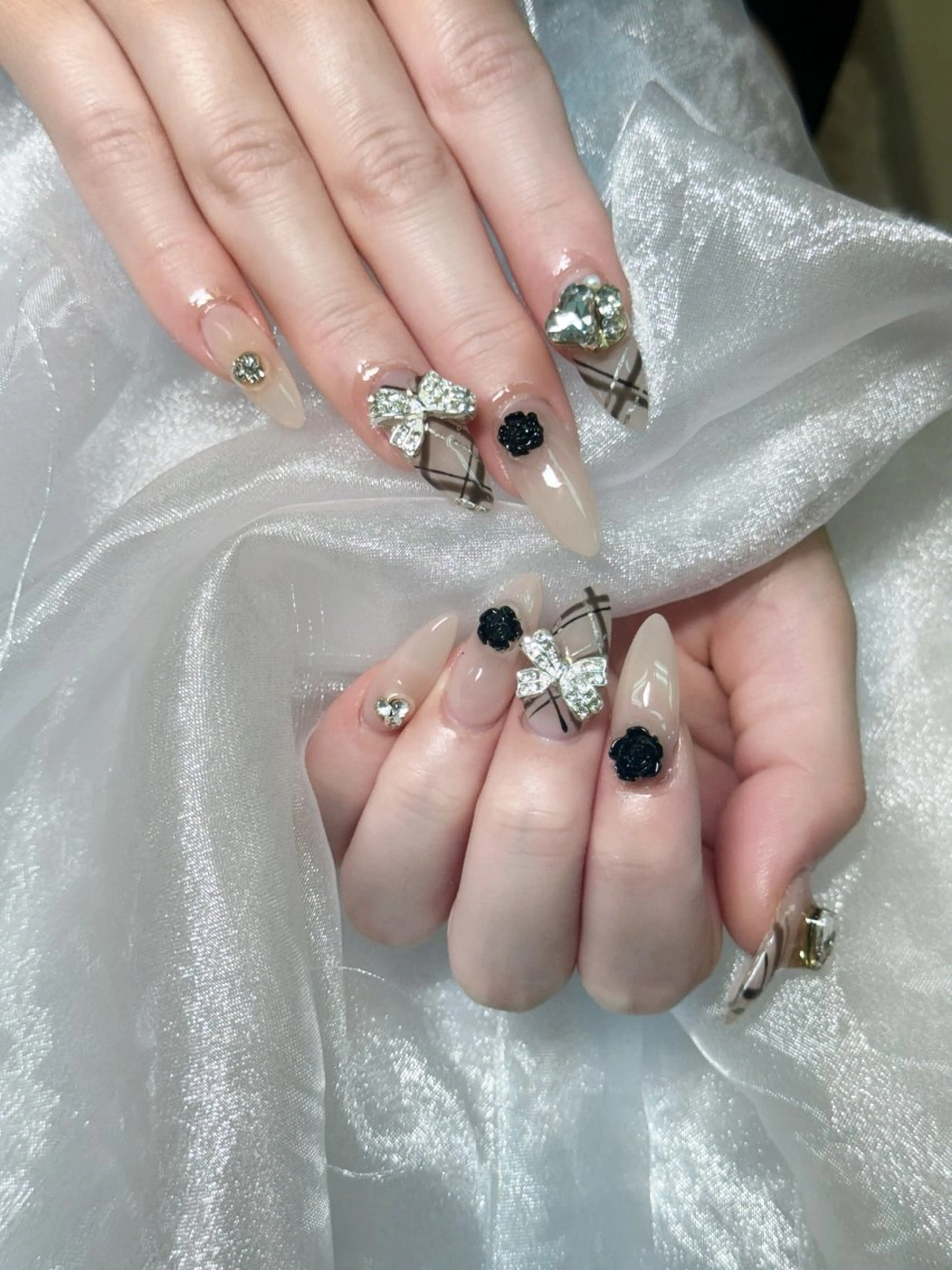 ネイル RiNo Nail Salon所属・RinO Nail 大阪のネイルデザイン