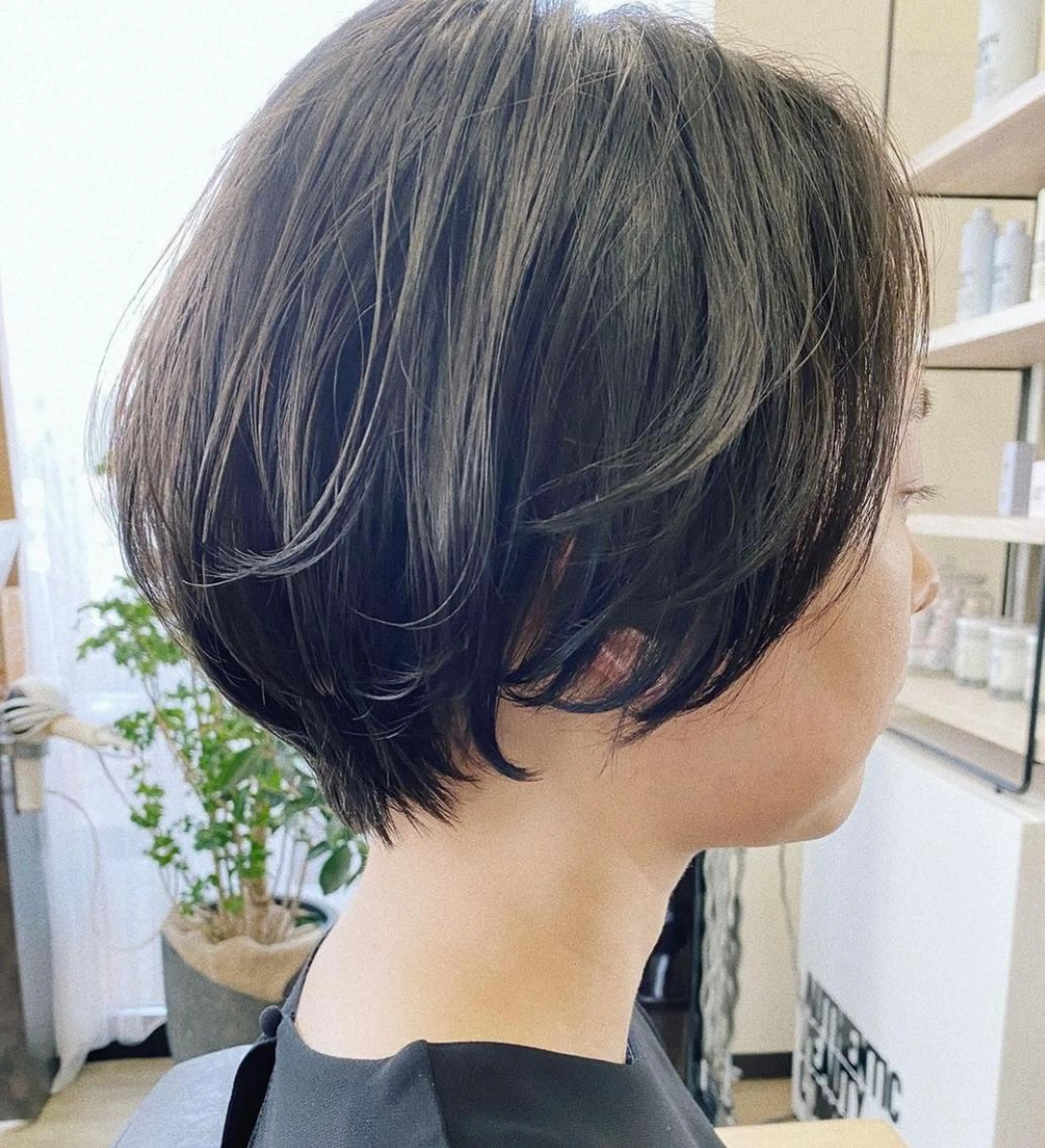 ショート ボブ heir studio Baretta所属・山本 銀次郎のヘアスタイル