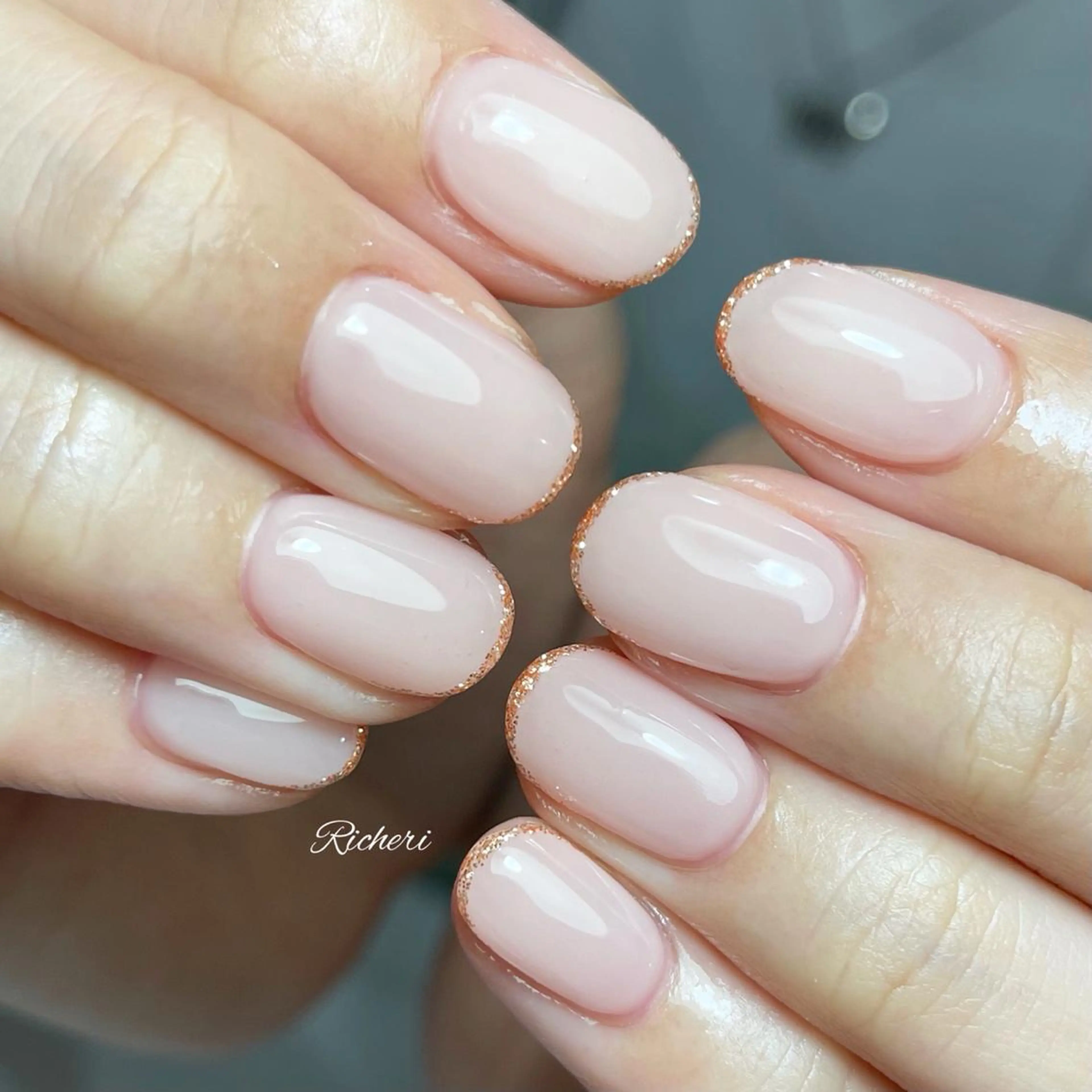 ミディアム ネイル 韓国風ヘア アートネイル フラワーネイル フレンチネイル ジェルネイル richeri beautyのネイルデザイン