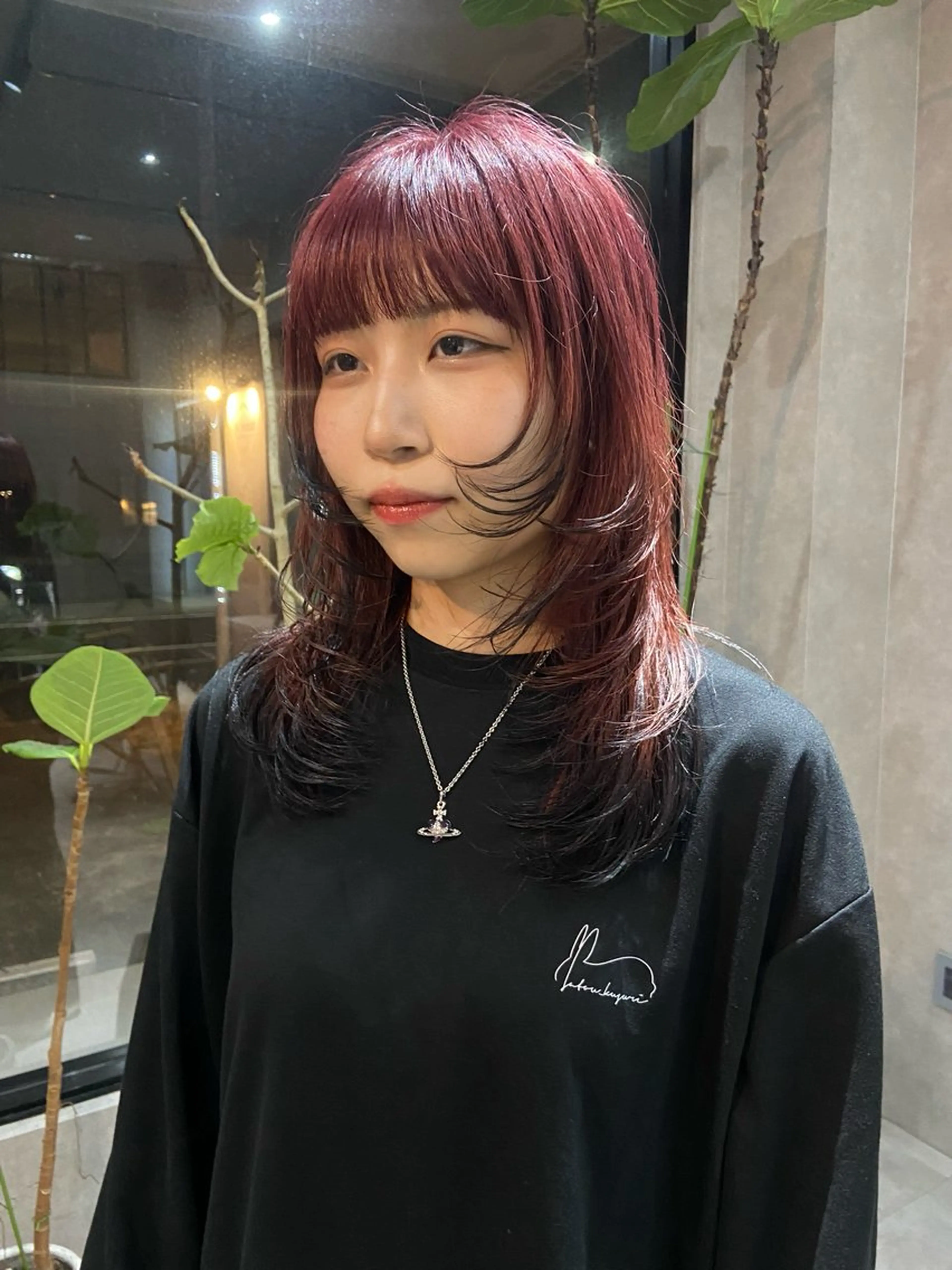 セミロング ヘアカラー 山岸 未玖のヘアスタイル
