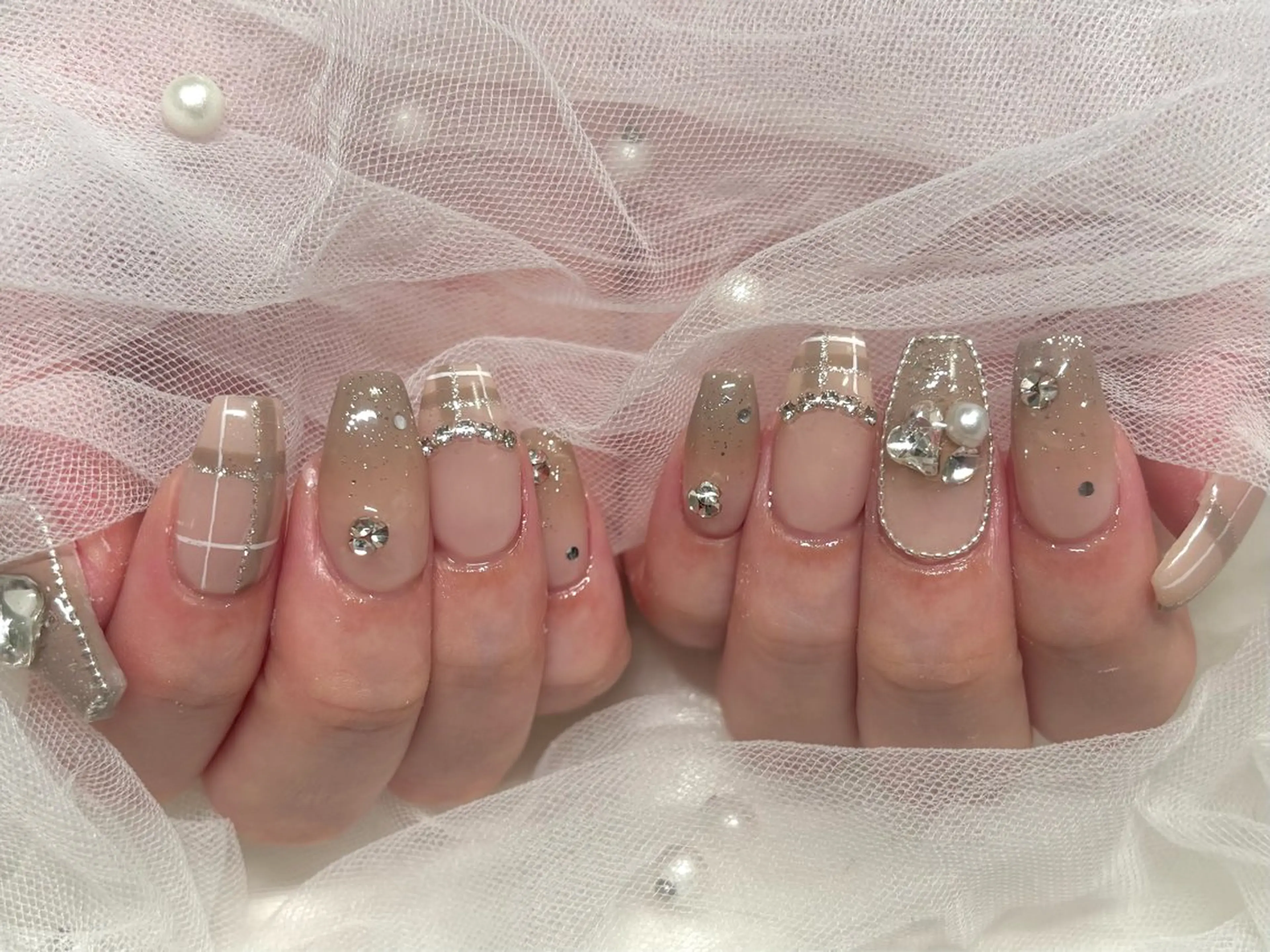 ネイル Roi〈ロワ〉 Akariのネイルデザイン