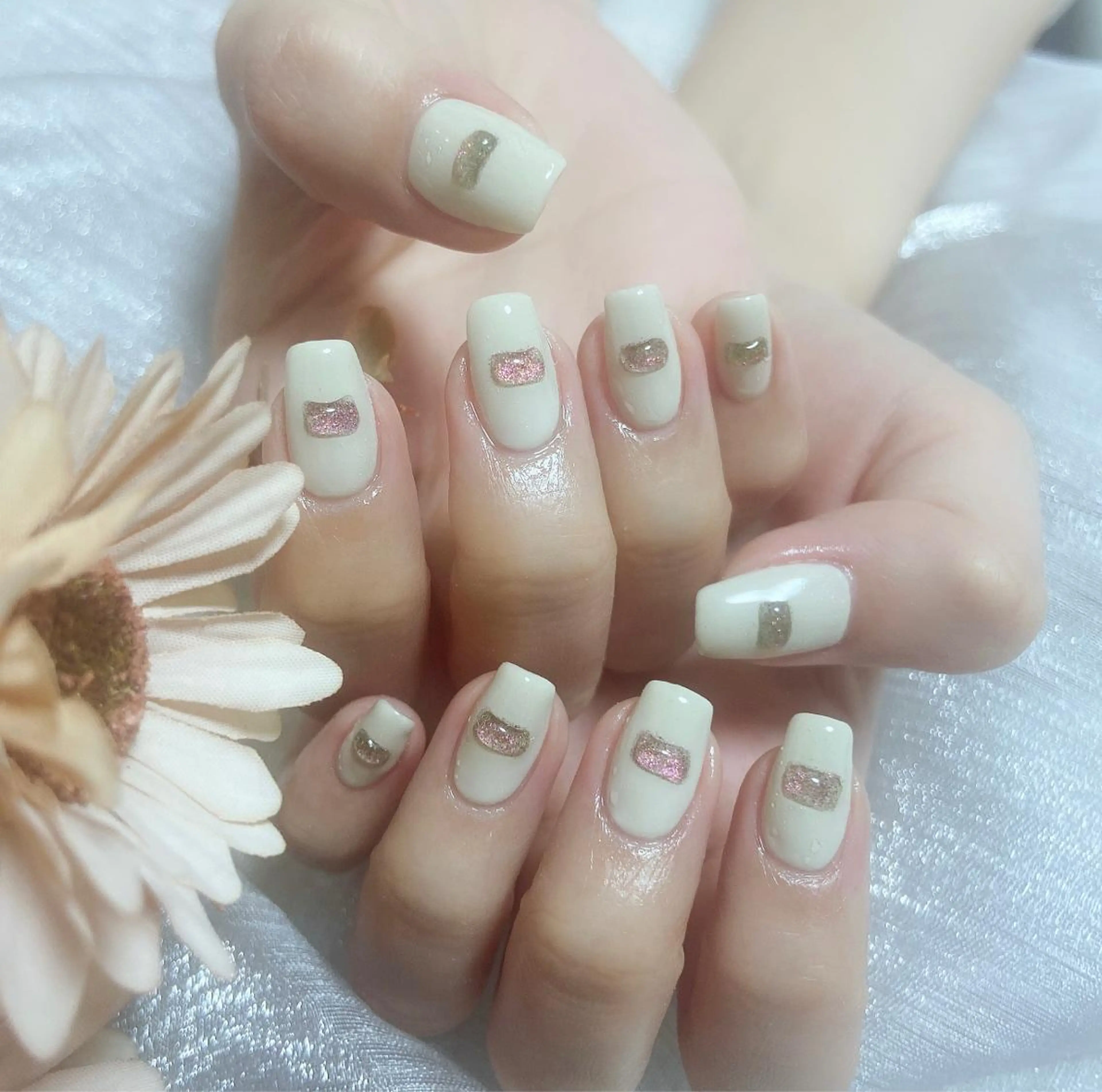 ネイル ハンドネイル ＆ME アンドミーのネイルデザイン