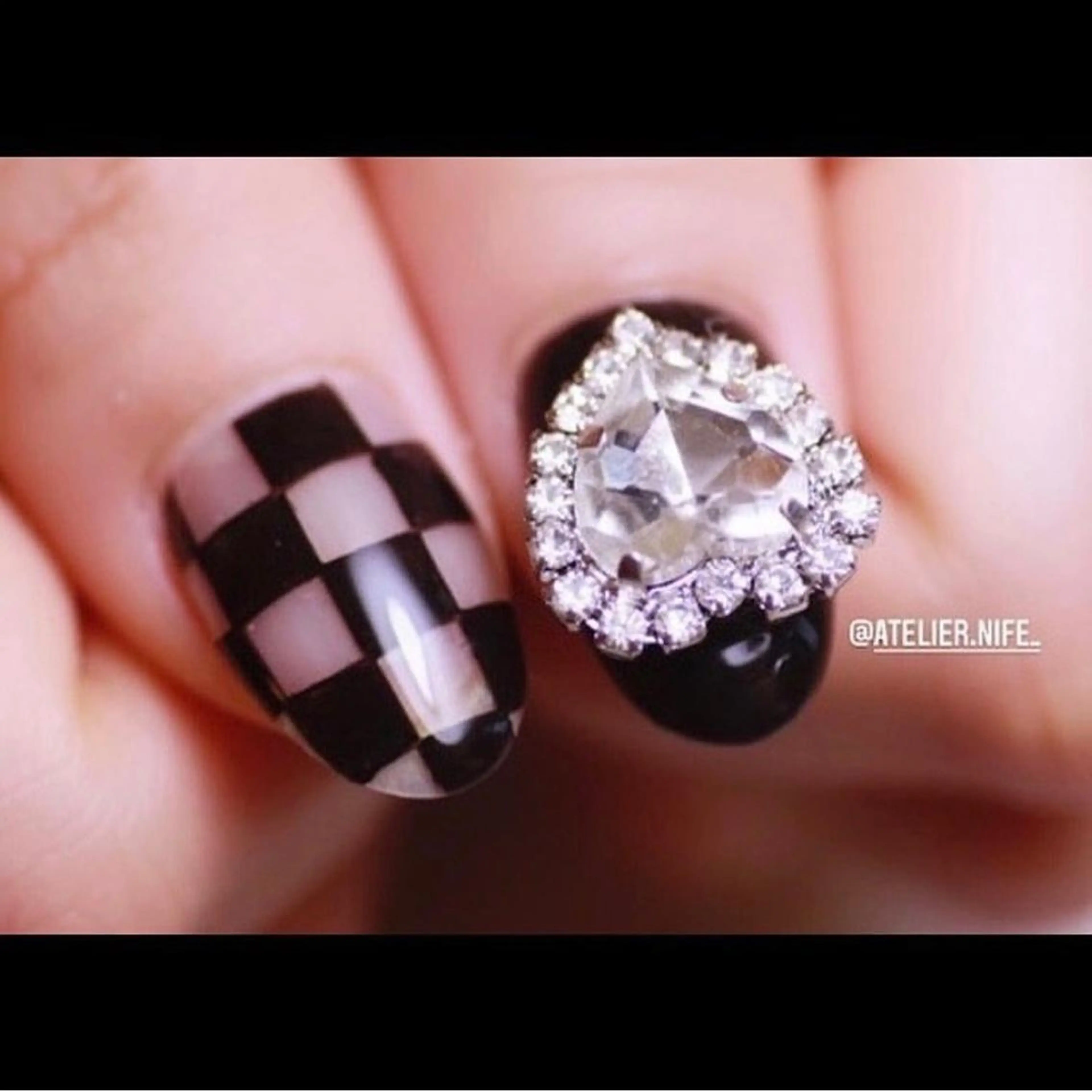 ネイル アートネイル ニュアンスネイル ワンホンネイル atelier nife.のネイルデザイン