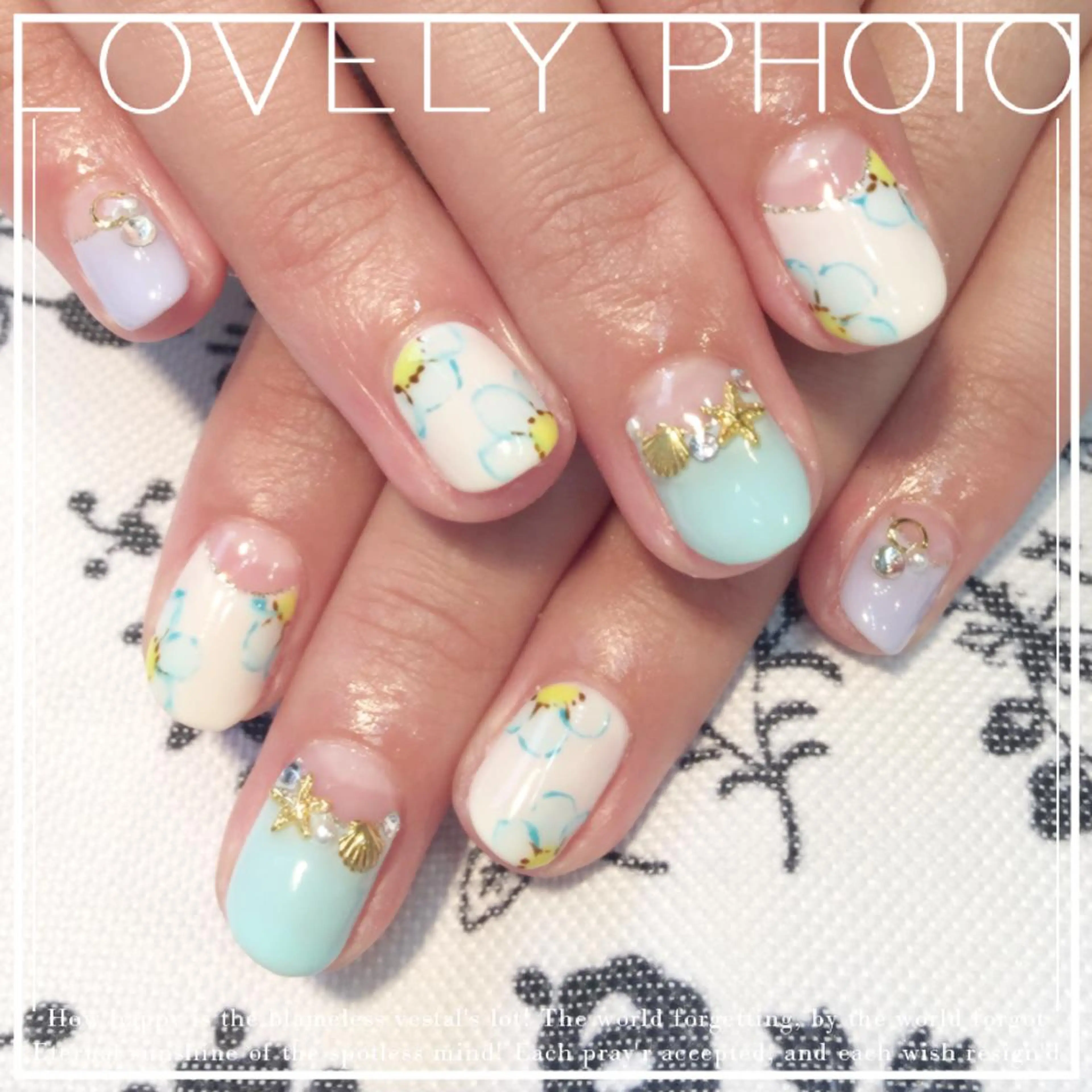 ネイル フラワーネイル ＦreeDoＭ   Design所属・W KUMIのネイルデザイン