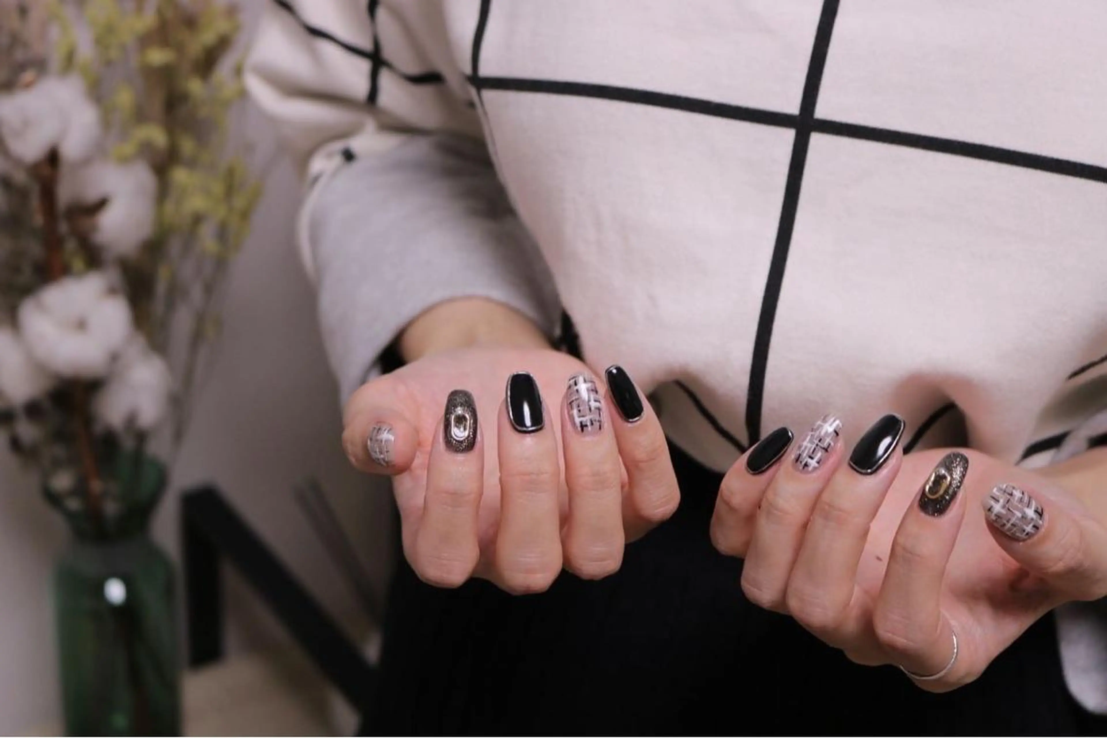 ネイル オーロラネイル カジュアル 長さ出し ジェルネイル 韓国ネイル ハンドネイル MH Nailのネイルデザイン