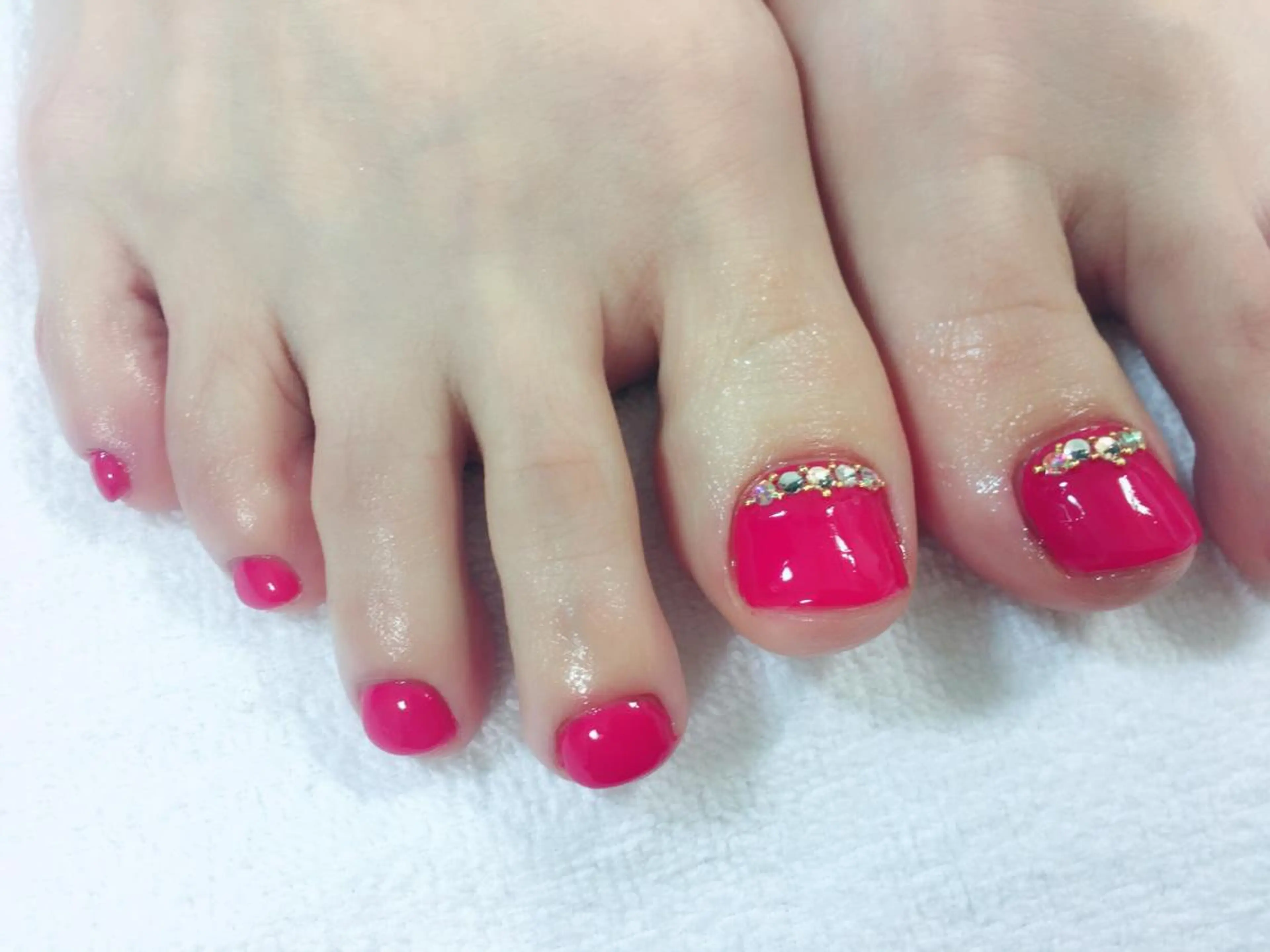 ネイル フットネイル グラデーション ラメ(グリッター) ラメグラデーション ワンカラーネイル 隠れ家一戸建て金町 HIROMI 葛飾区のネイルデザイン