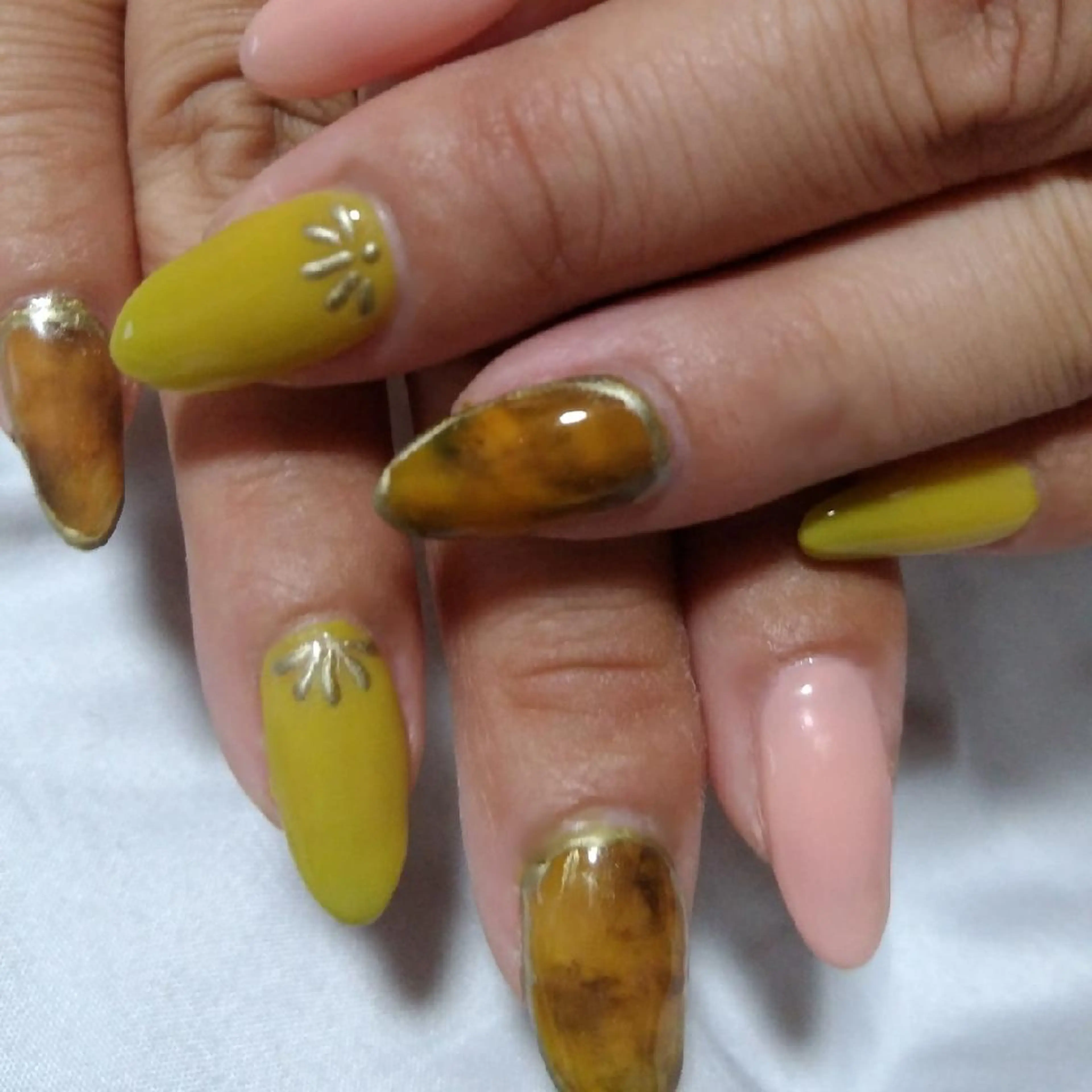 ネイル 芦原 嘉子のネイルデザイン