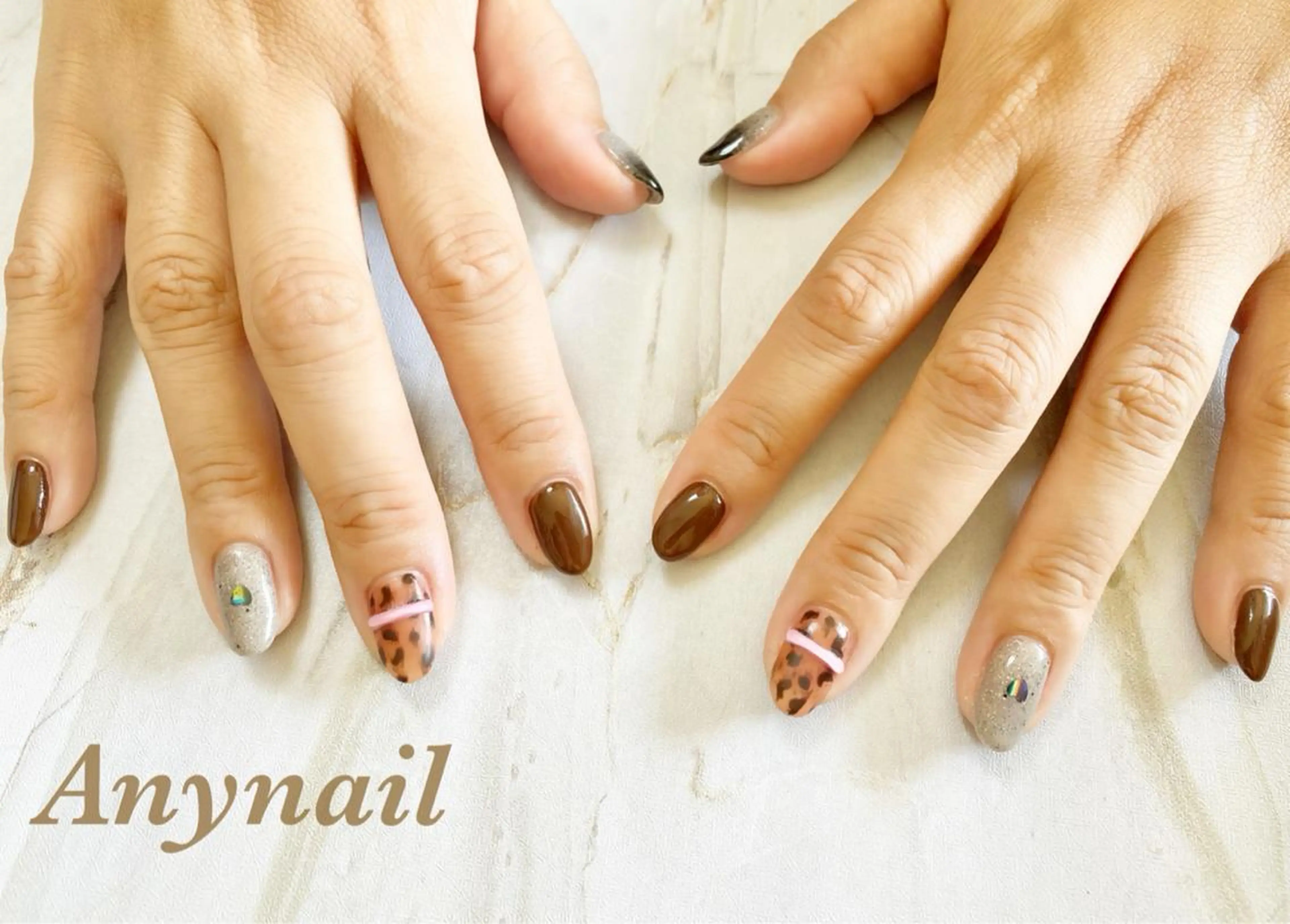 ネイル アニマル柄 アートネイル ブルー 冬ネイル ハンドネイル 岩澤 恵子のネイルデザイン