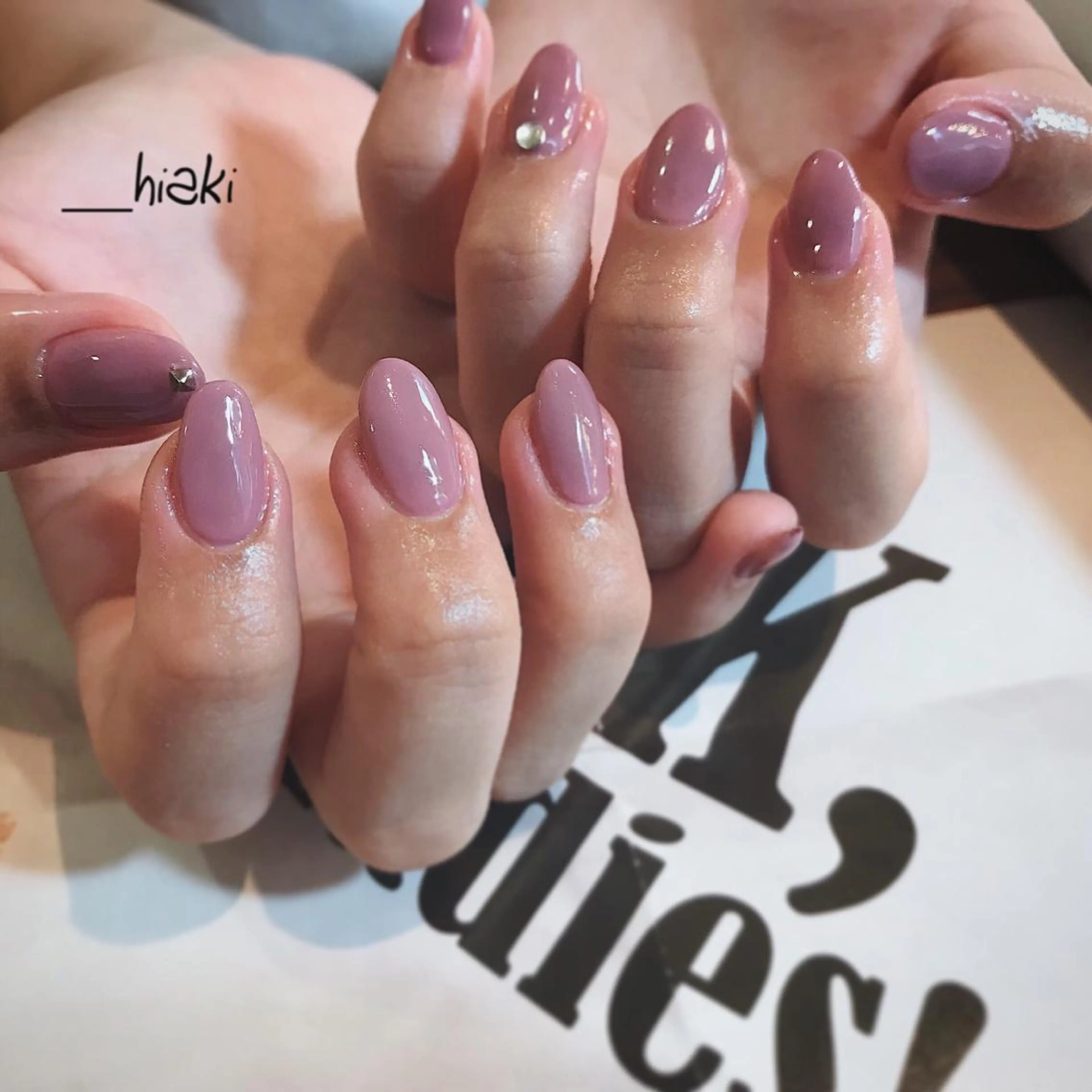 ネイル nail atelier AMBER所属・saori .の眉毛・アイブロウイメージ