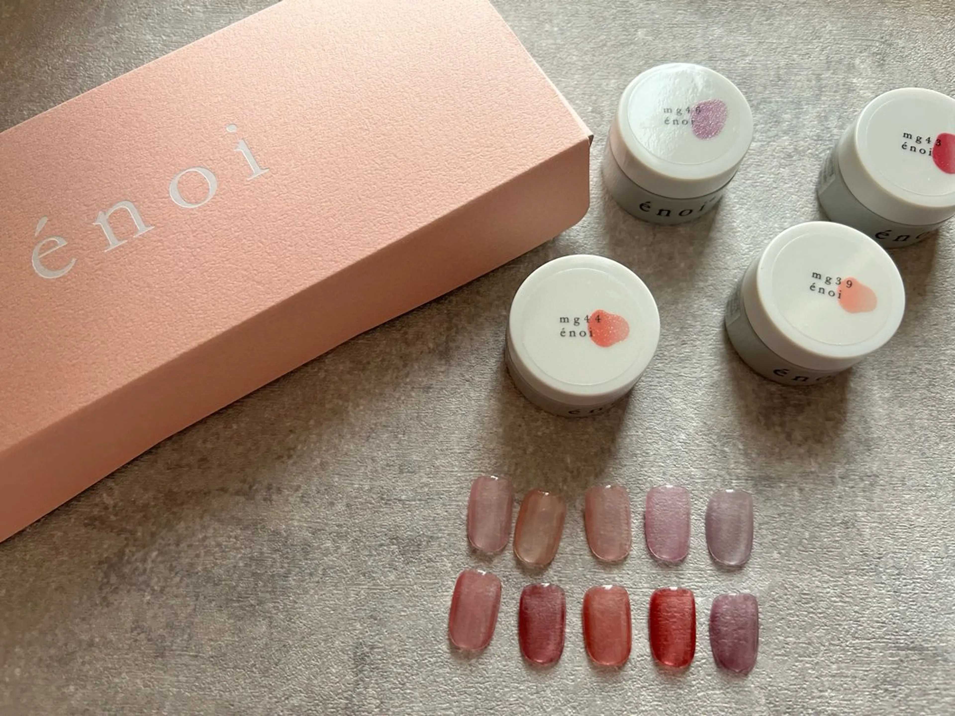 ネイル ジェルネイル マグネットネイル 春ネイル ハンドネイル ハンドケア Ainchi nail所属・＊ misa ＊のネイルデザイン