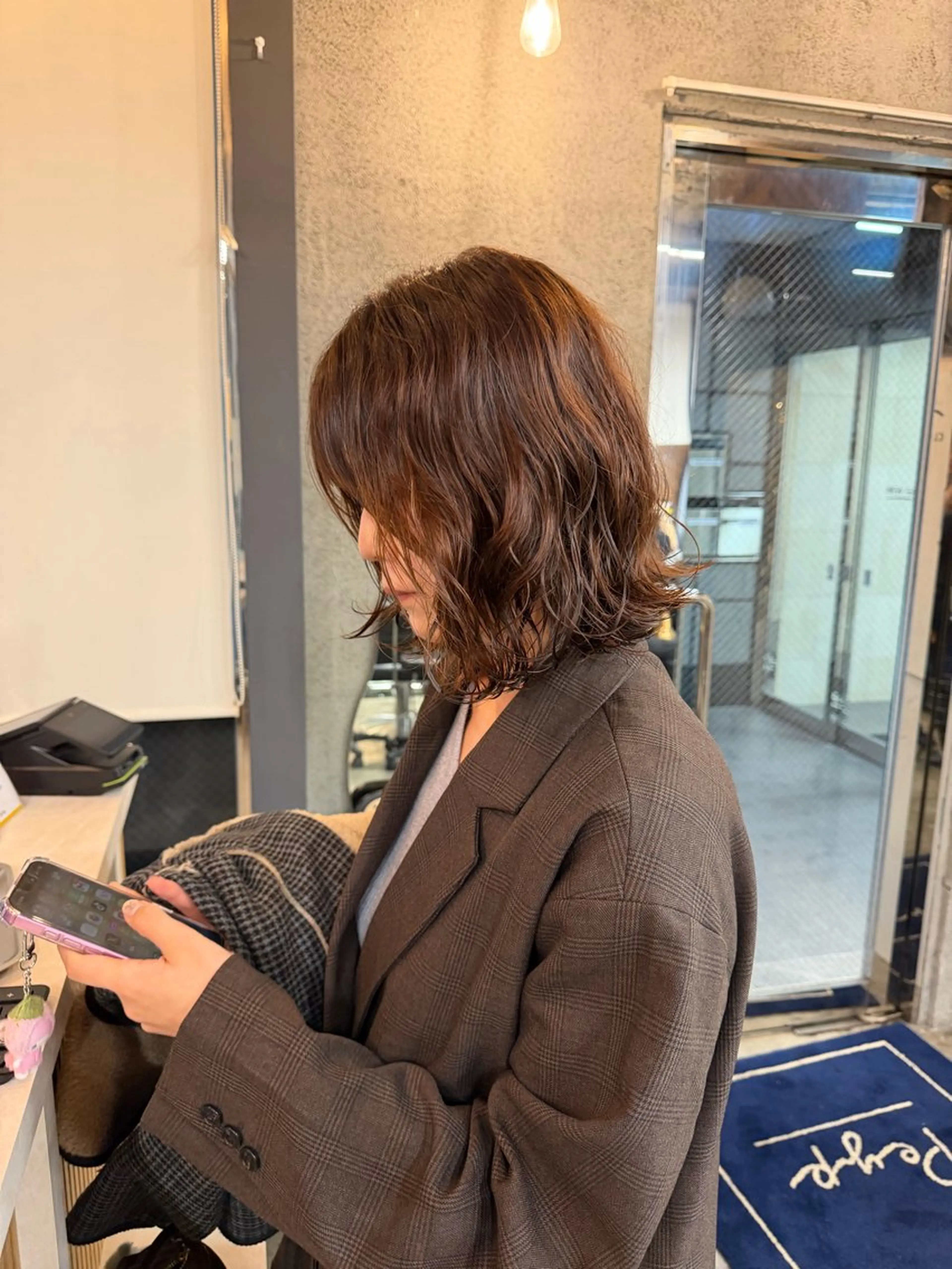 ショート カラー パーマ ベージュカラー ボブ カット ヘアカラー パーマ Peyp所属・早瀬裕之 パーマのヘアスタイル