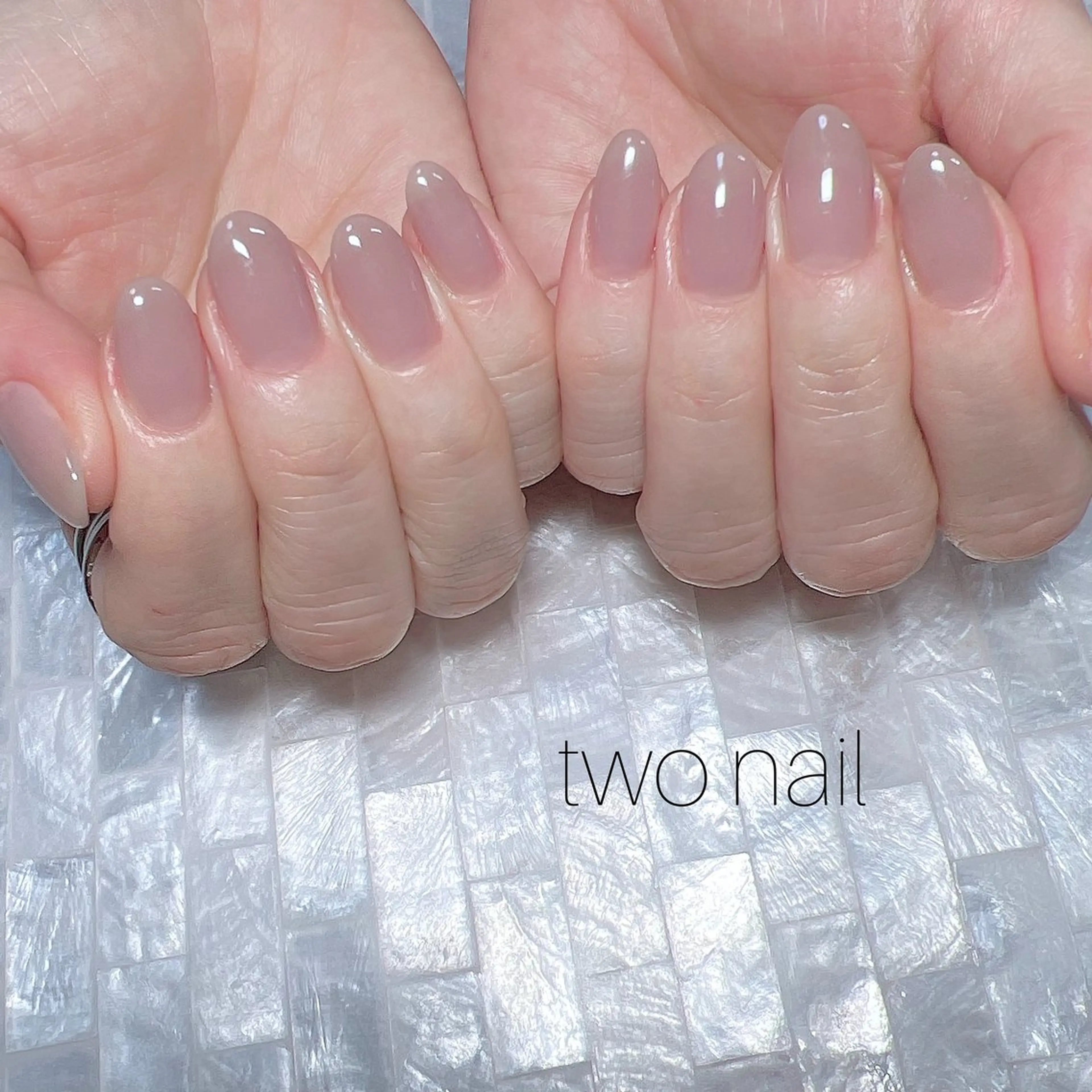ネイル ネイルチップ ホワイト ハンドネイル two nailのネイルデザイン