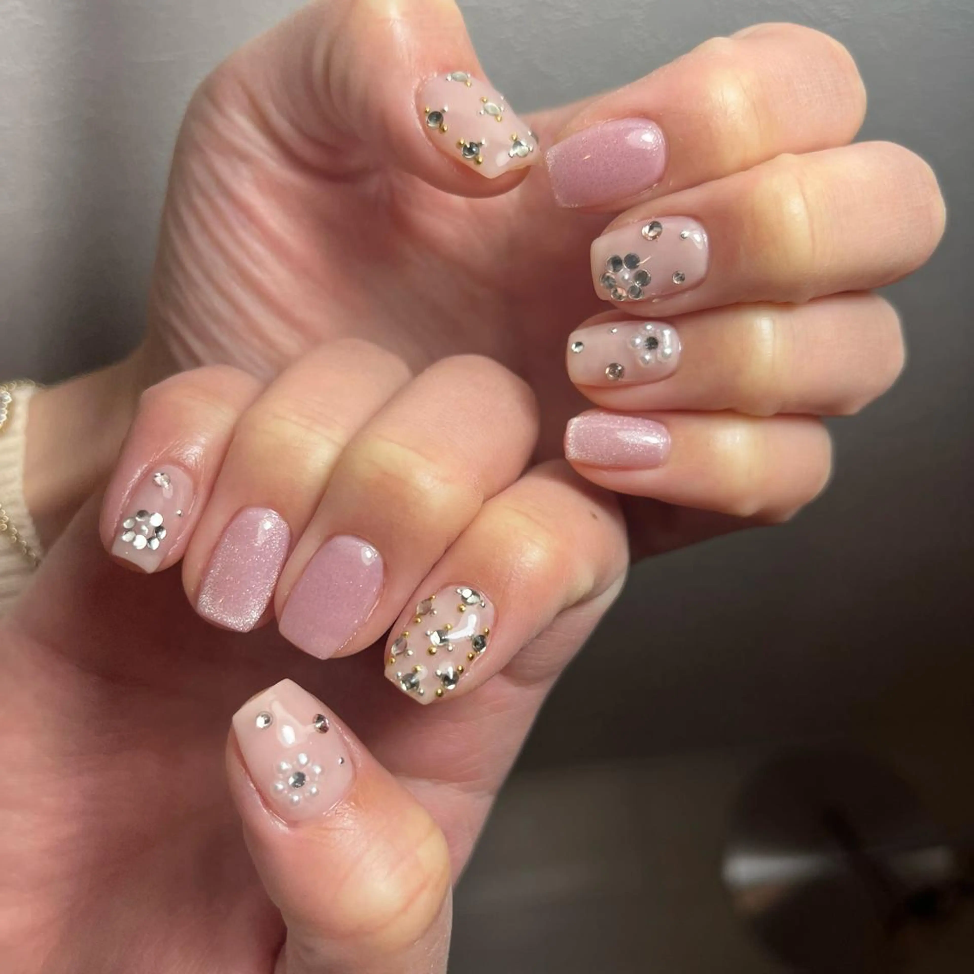 ネイル ハンドネイル NORA nail UMEDAのネイルデザイン