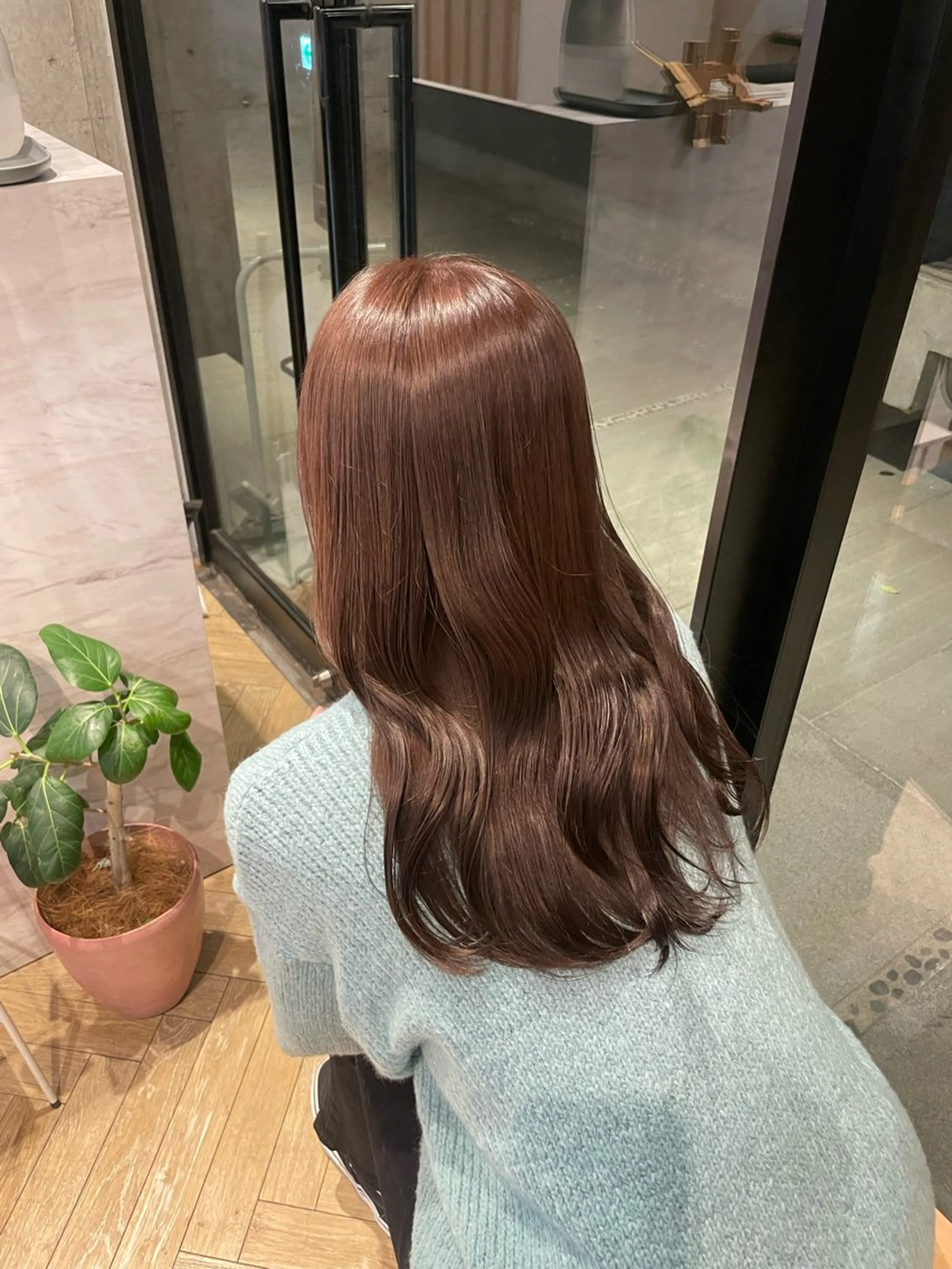 セミロング ヘアカラー 似合わせ/ベージュ /レイヤー/りほ🤍のヘアスタイル