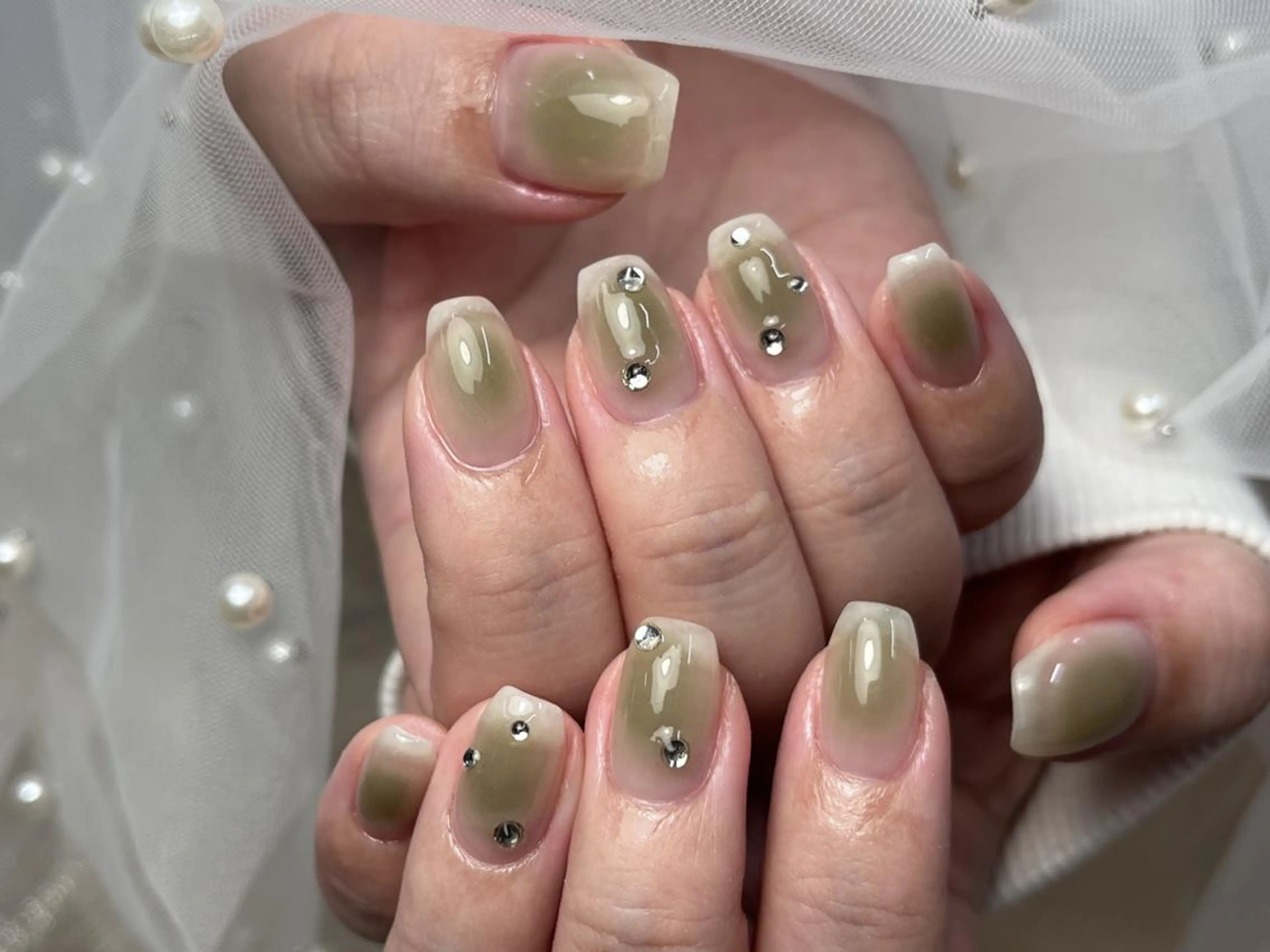 ネイル アートネイル ニュアンスネイル シンプルネイル ハンドネイル ToliyDeliy Nail Salonのネイルデザイン