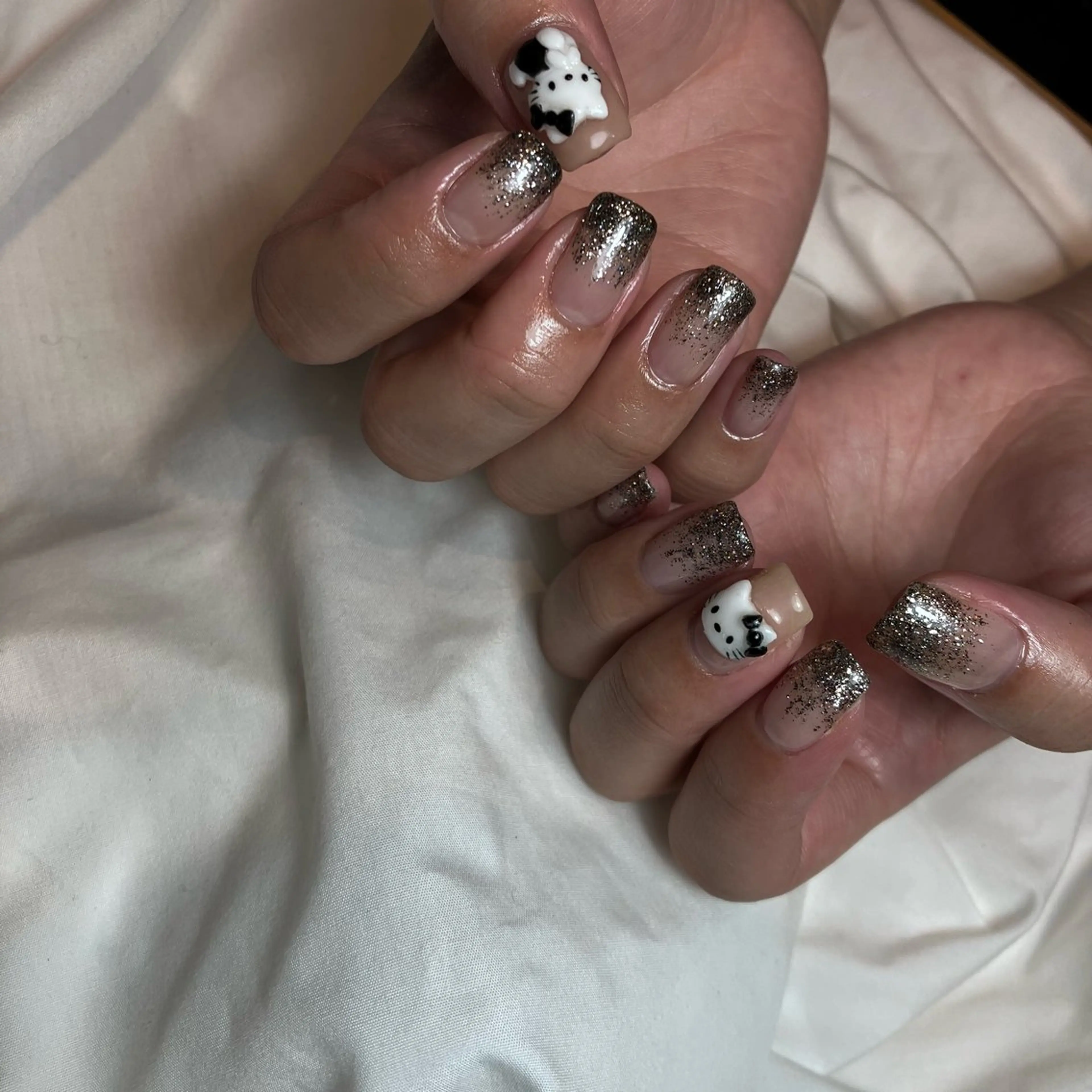 ネイル PEACE minariのネイルデザイン